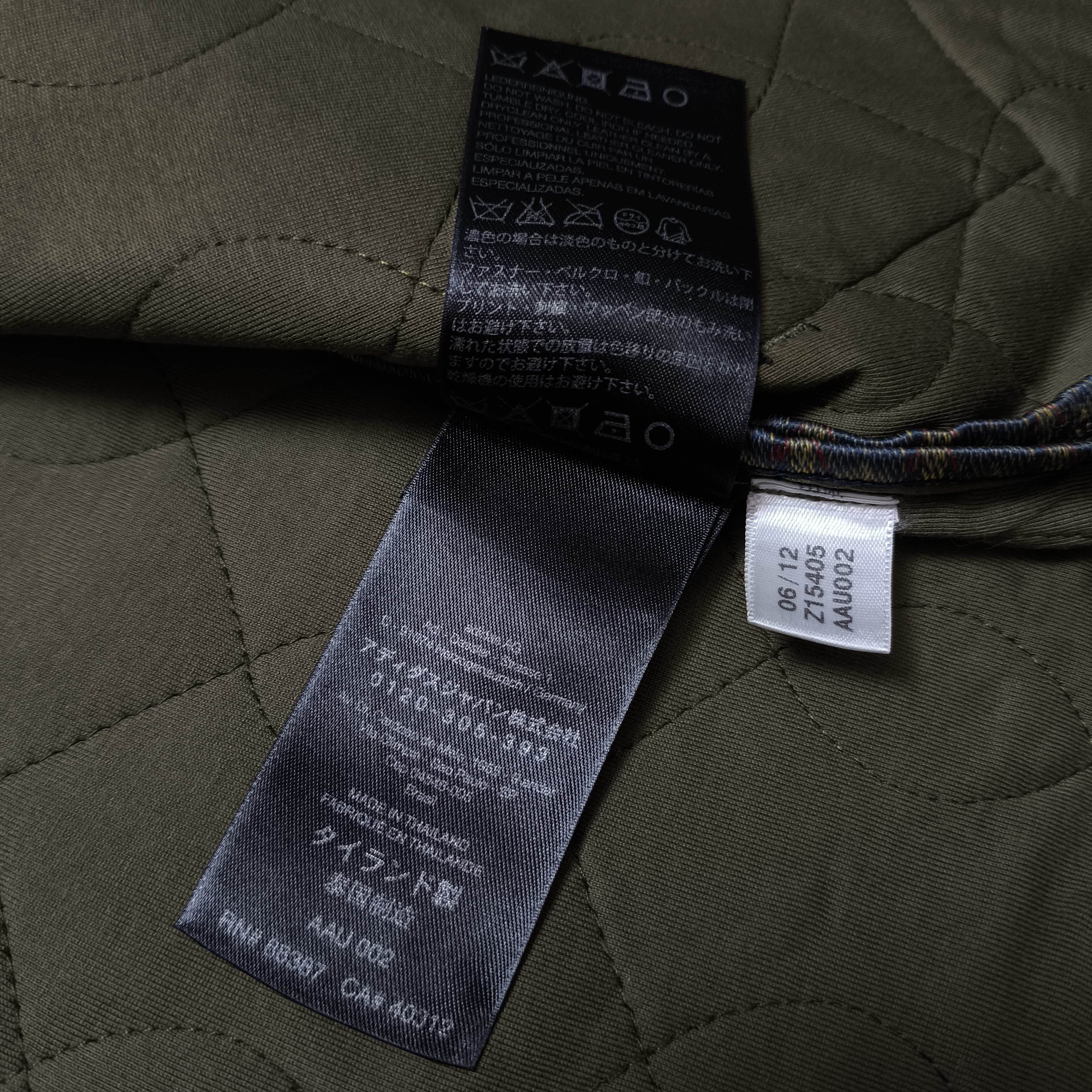 Yohji Yamamoto Y-3 Yohji Yamamoto Quilted Gilet Black Size US S / EU 44-46 / 1 - 17 Thumbnail
