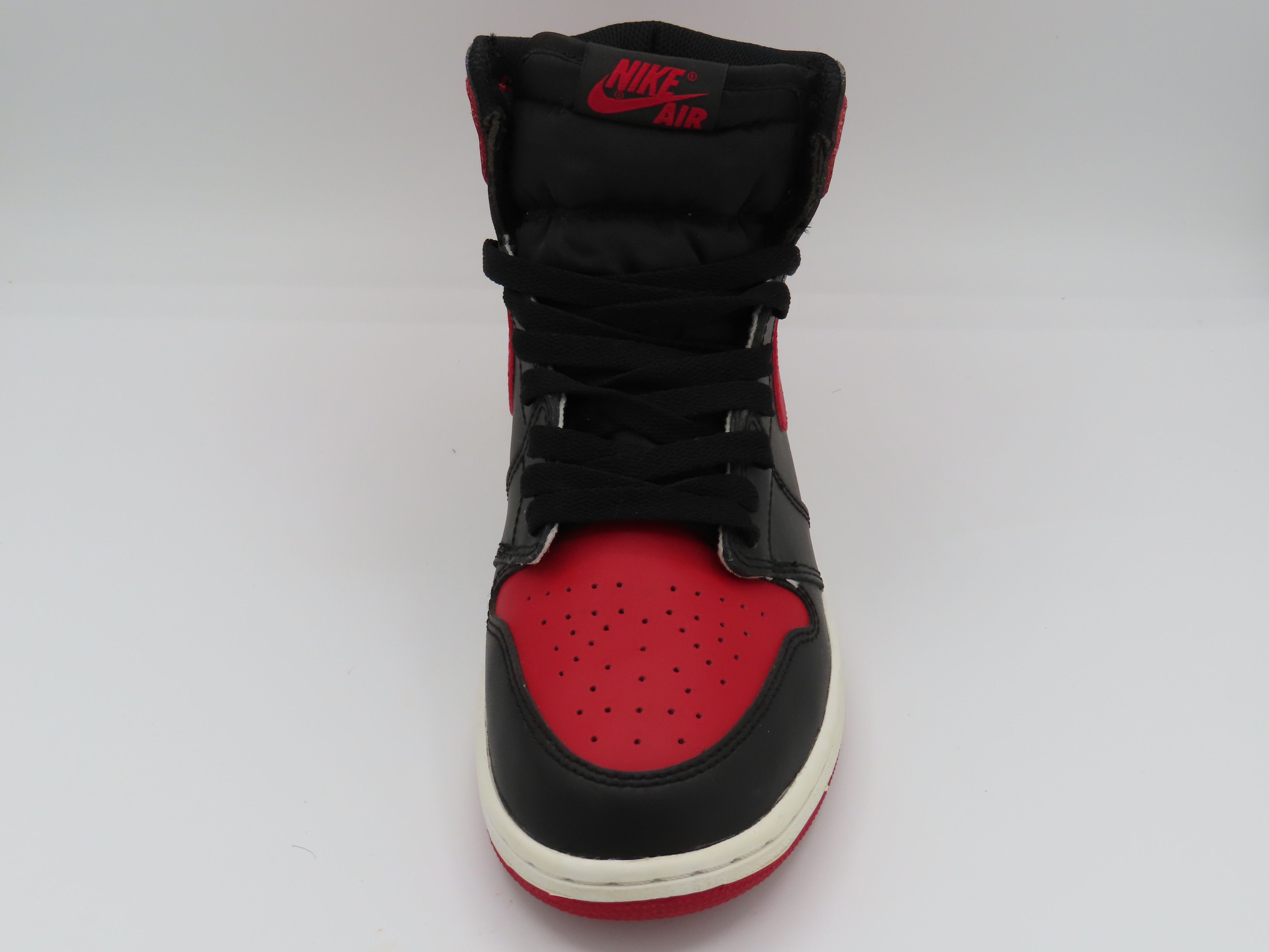Jordan Brand Jordan 1 Retro Bred Banned (2016) (Grade-School) Size US 7 / EU 40 - 2 Thumbnail