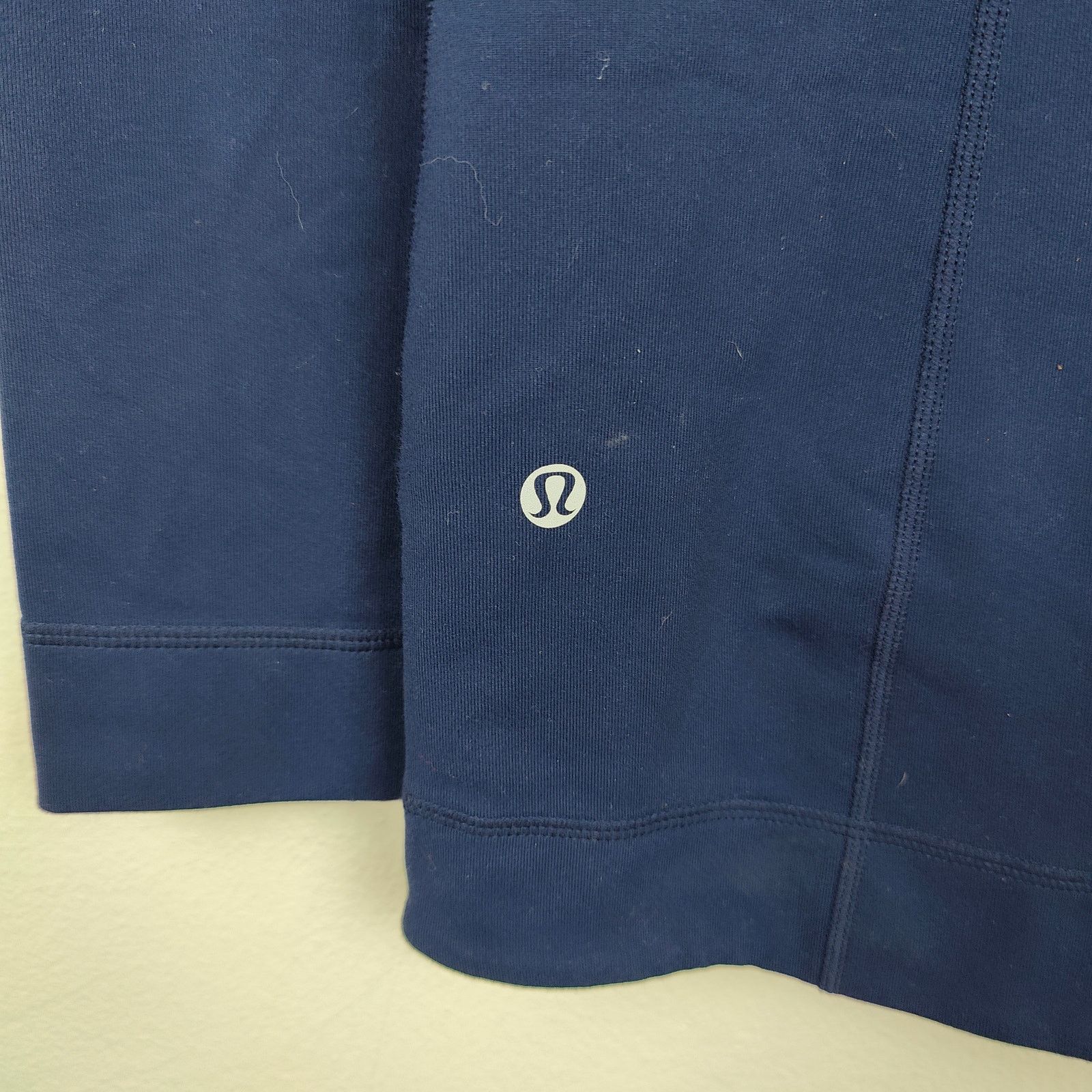 Lululemon Lululemon Jacket Womens Small Luon Full Zip Cinch Waist Size S / US 4 / IT 40 - 6 Thumbnail