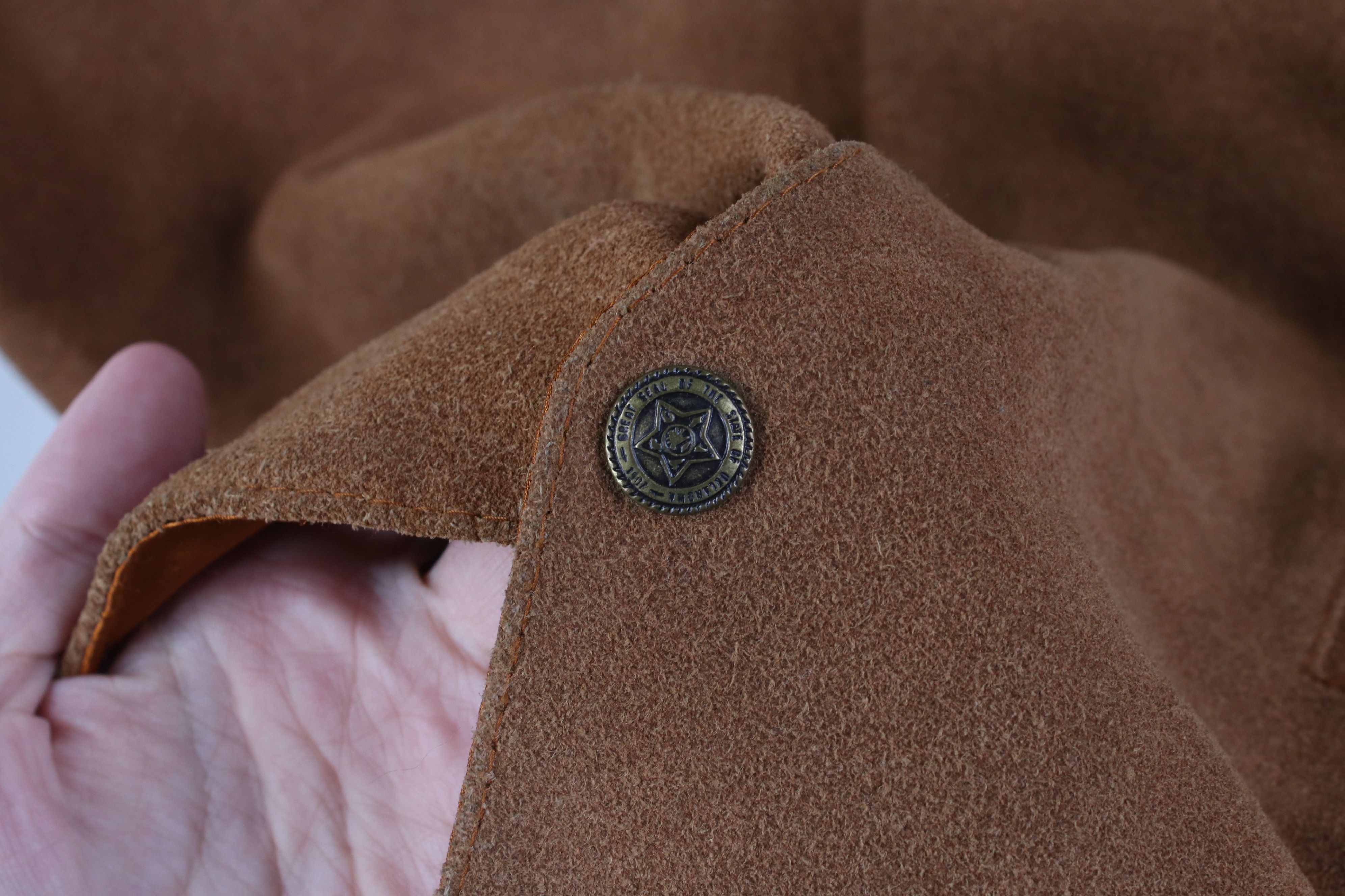 Vintage Vintage 90s Streetwear Back Suede Leather Vest Jacket Brown Size US M / EU 48-50 / 2 - 5 Thumbnail