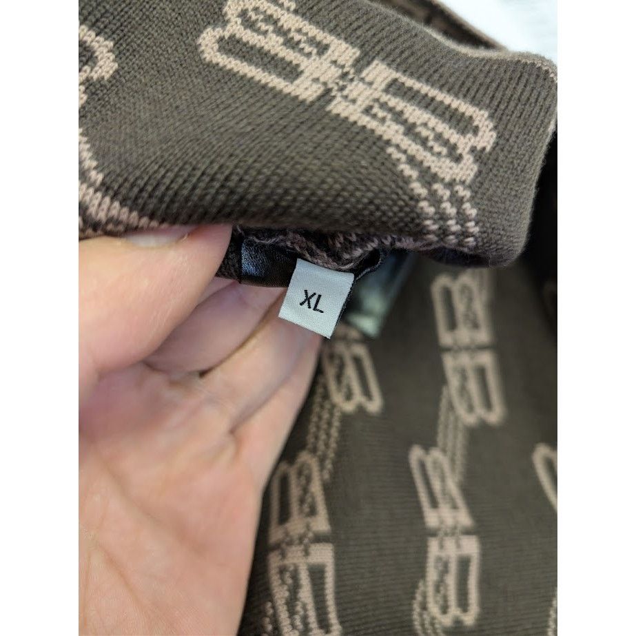 Balenciaga o1rshd1 Monogram Crewneck Sweater in Beige/Brown Size US XL / EU 56 / 4 - 16 Thumbnail