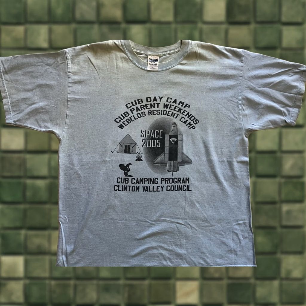 Gildan Gildan T-Shirt Cub Day Space Camp Michigan Blue XL 2005 Webelos Resident Camp Space Men Size US XL / EU 56 / 4 - 1 Thumbnail