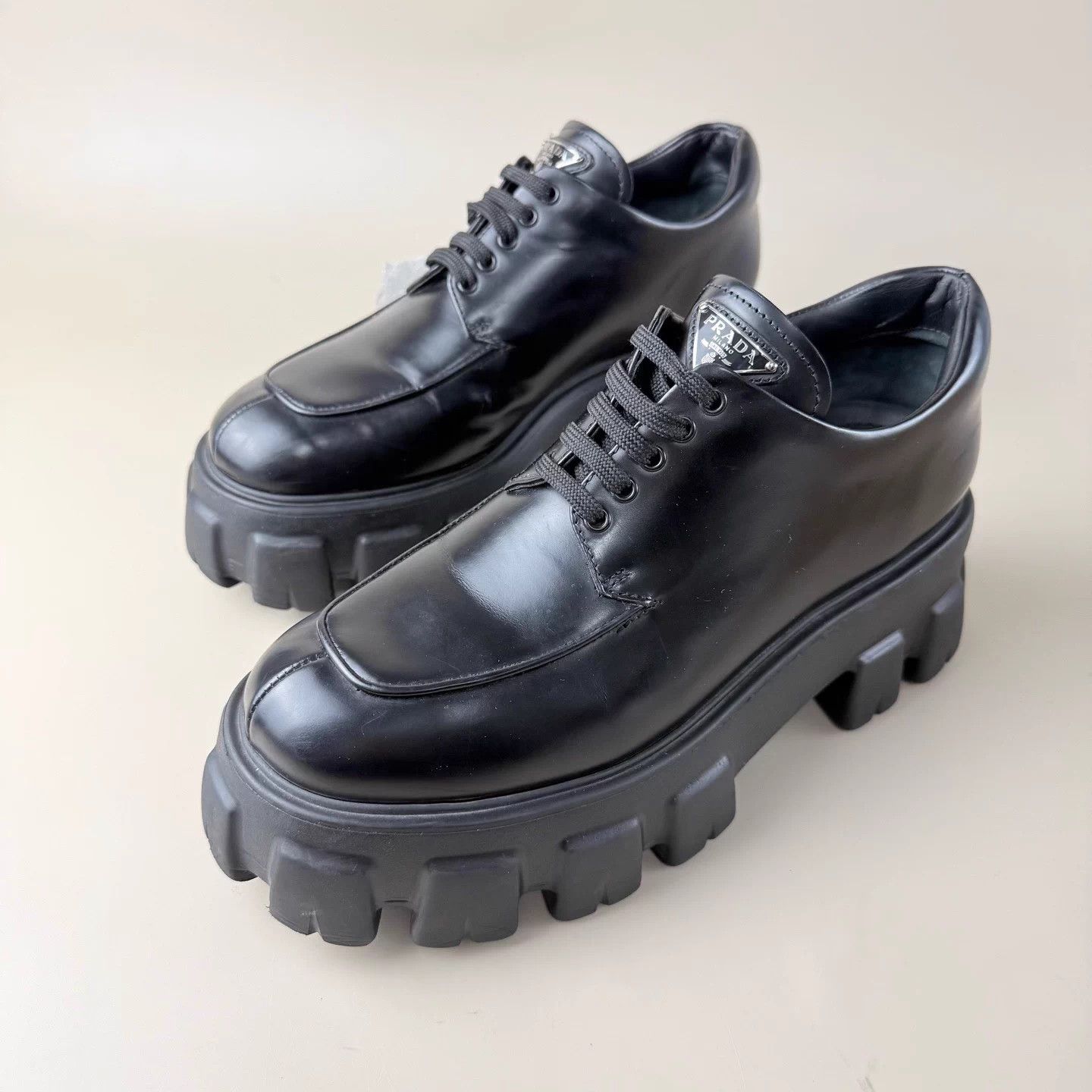 Prada Prada Black Triangle Logo Platform Gear Sneakers EU38.5 Size US 7.5 / IT 37.5 - 1 Thumbnail