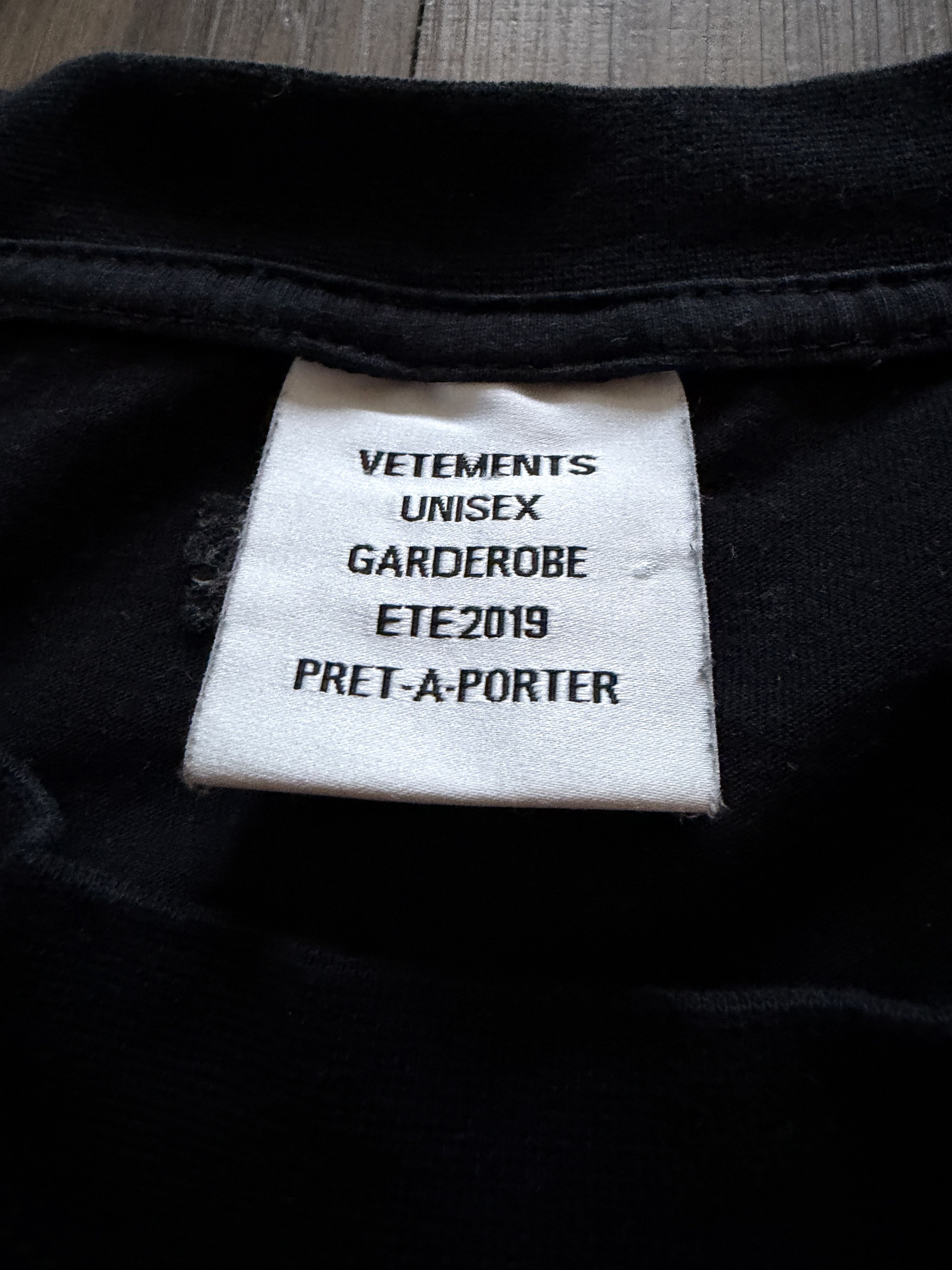 Vetements Vetements Secrety Society Tee Black 2019 Size US L / EU 52-54 / 3 - 3 Thumbnail