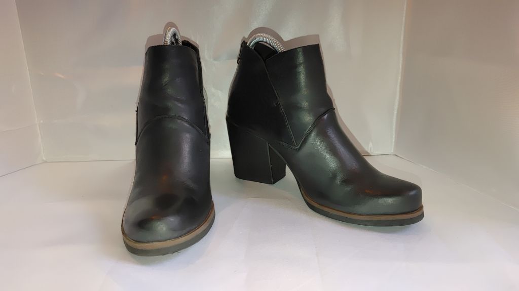 Kork-Ease Kork-Ease Castenda Ankle Booties Size 8M Size US 8 / IT 38 - 5 Thumbnail
