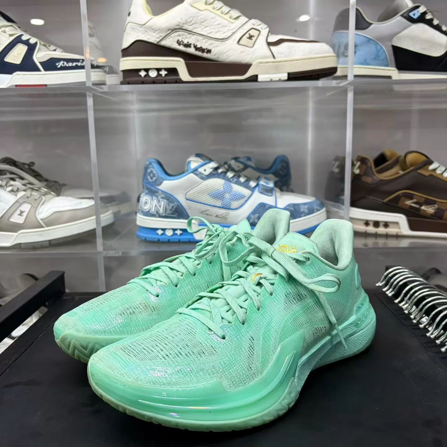 Li-Ning LI-NING Gamma Eternal Fluorescent Ice Blue 43 Size US 10 / EU 43 - 6 Thumbnail