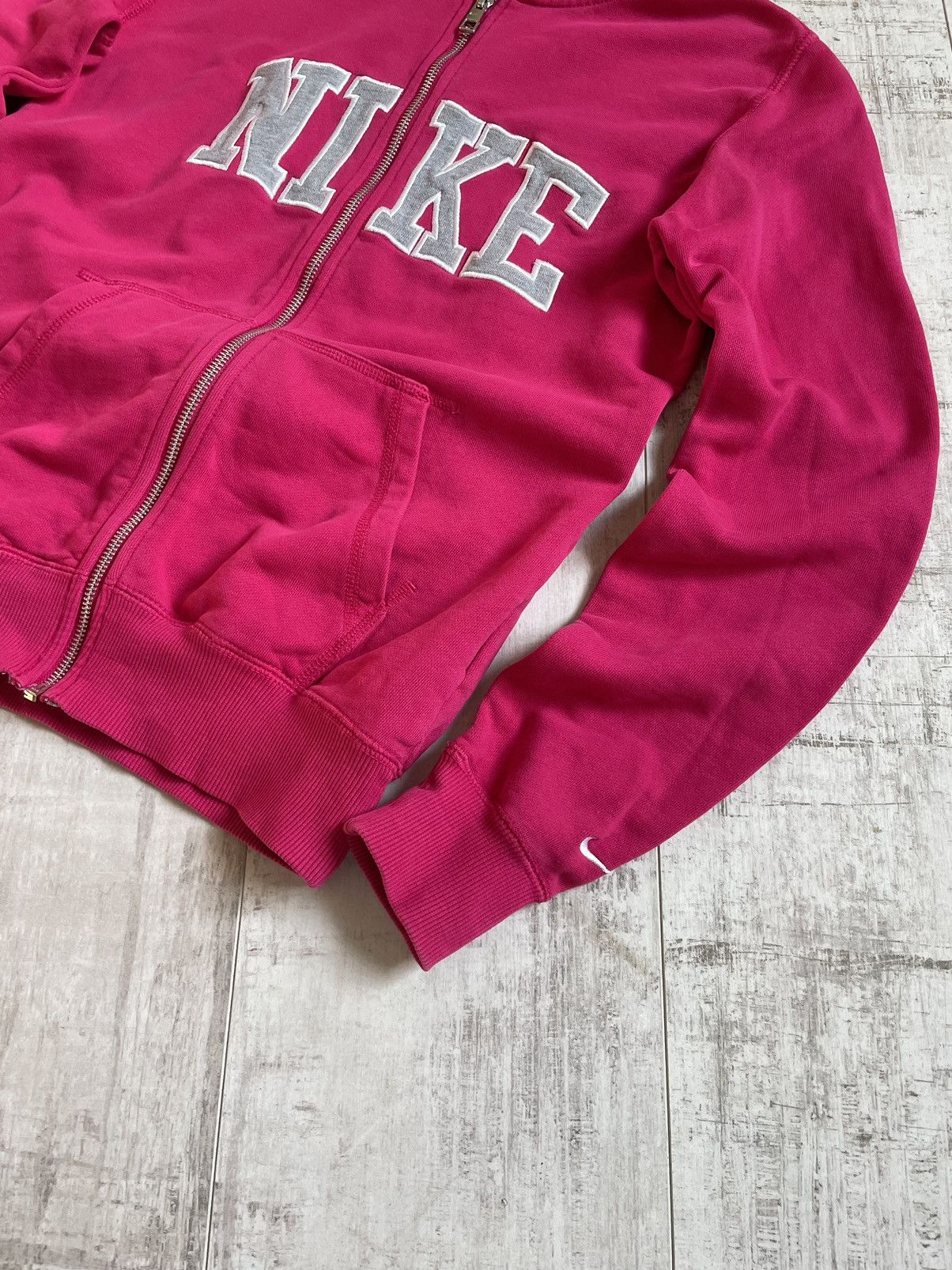 Nike × Vintage Vintage Y2K Nike Zip-Up Hoodie Central Logo Swoosh Size M / US 6-8 / IT 42-44 - 3 Thumbnail