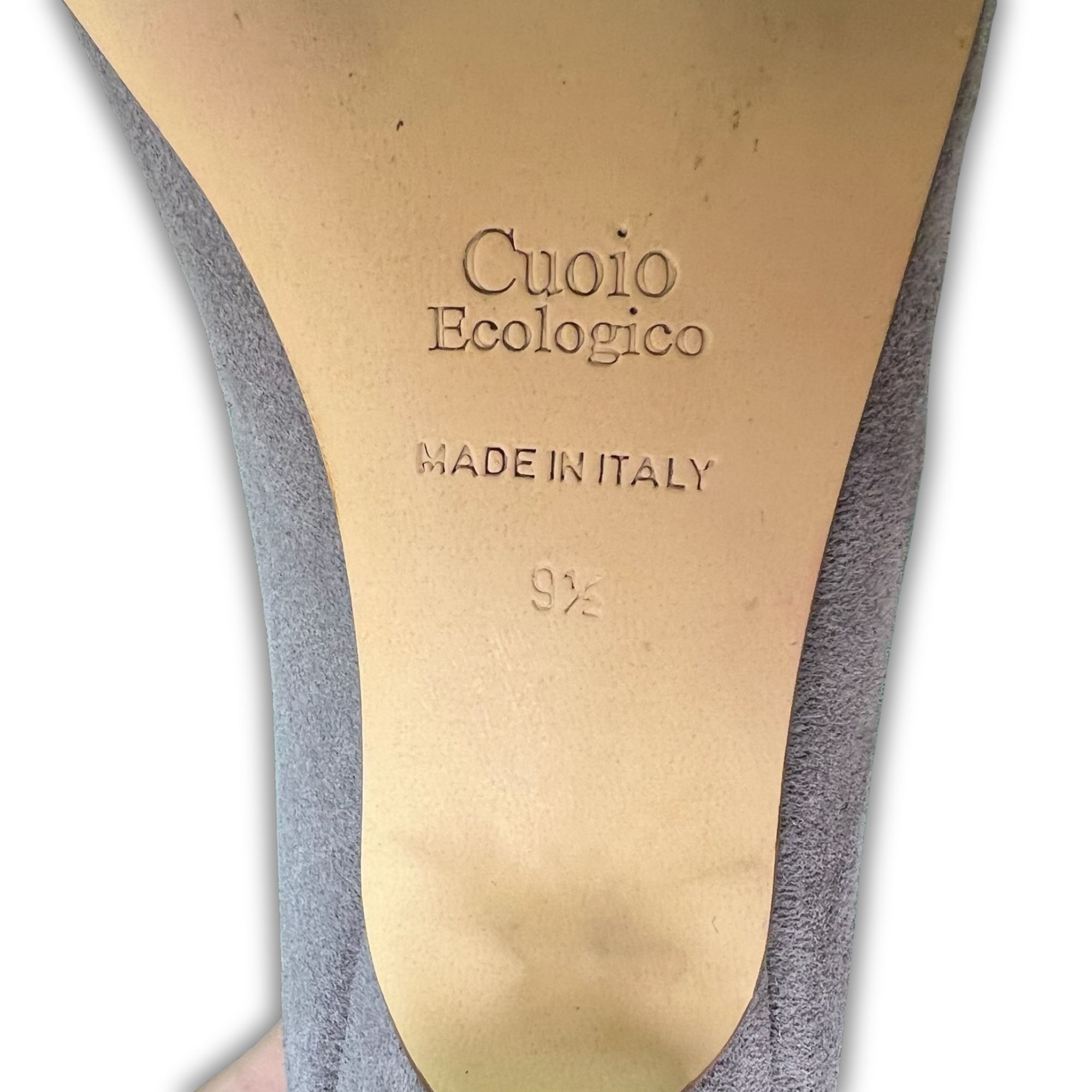 Other Cuoio Ecologico Gray Suede Pointed-Toe Pumps With White Bow Size US 9.5 / IT 39.5 - 8 Thumbnail