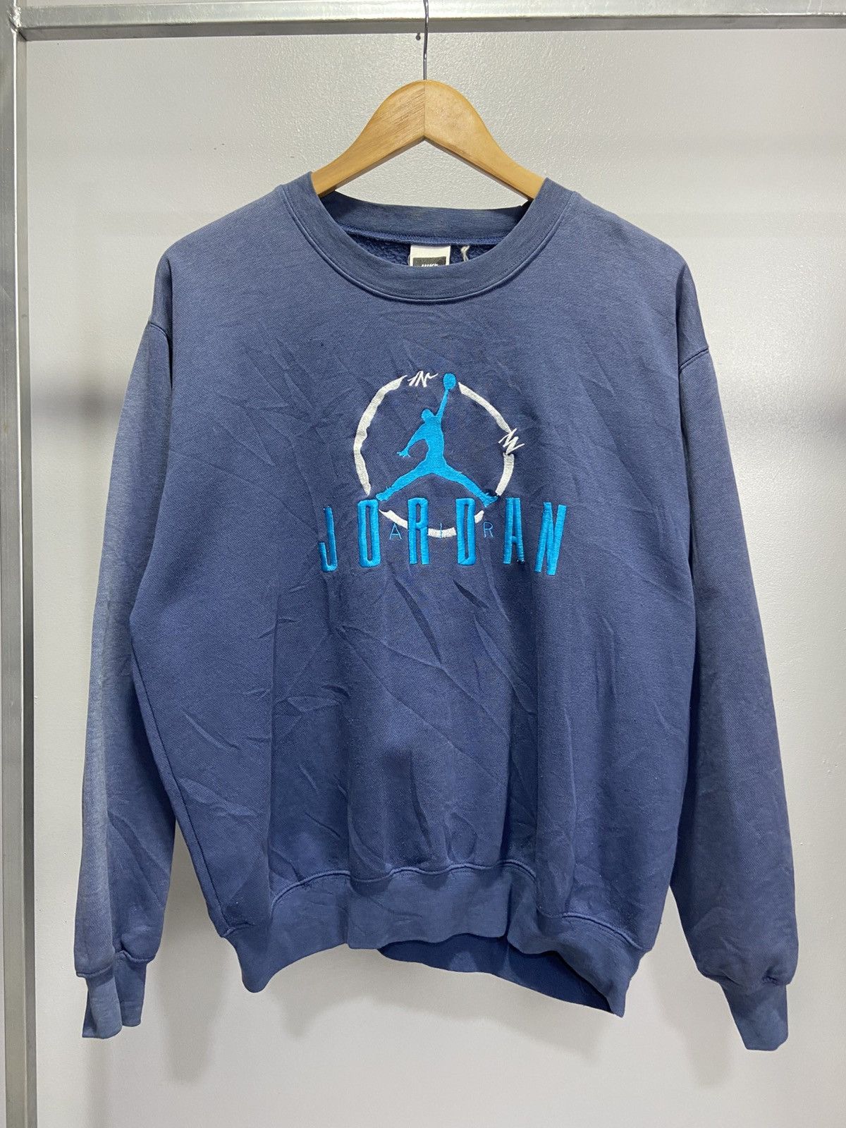 Nike Vintage 90s Nike Air Jordan crewneck sweatshirt Size US M / EU 48-50 / 2 - 1 Thumbnail