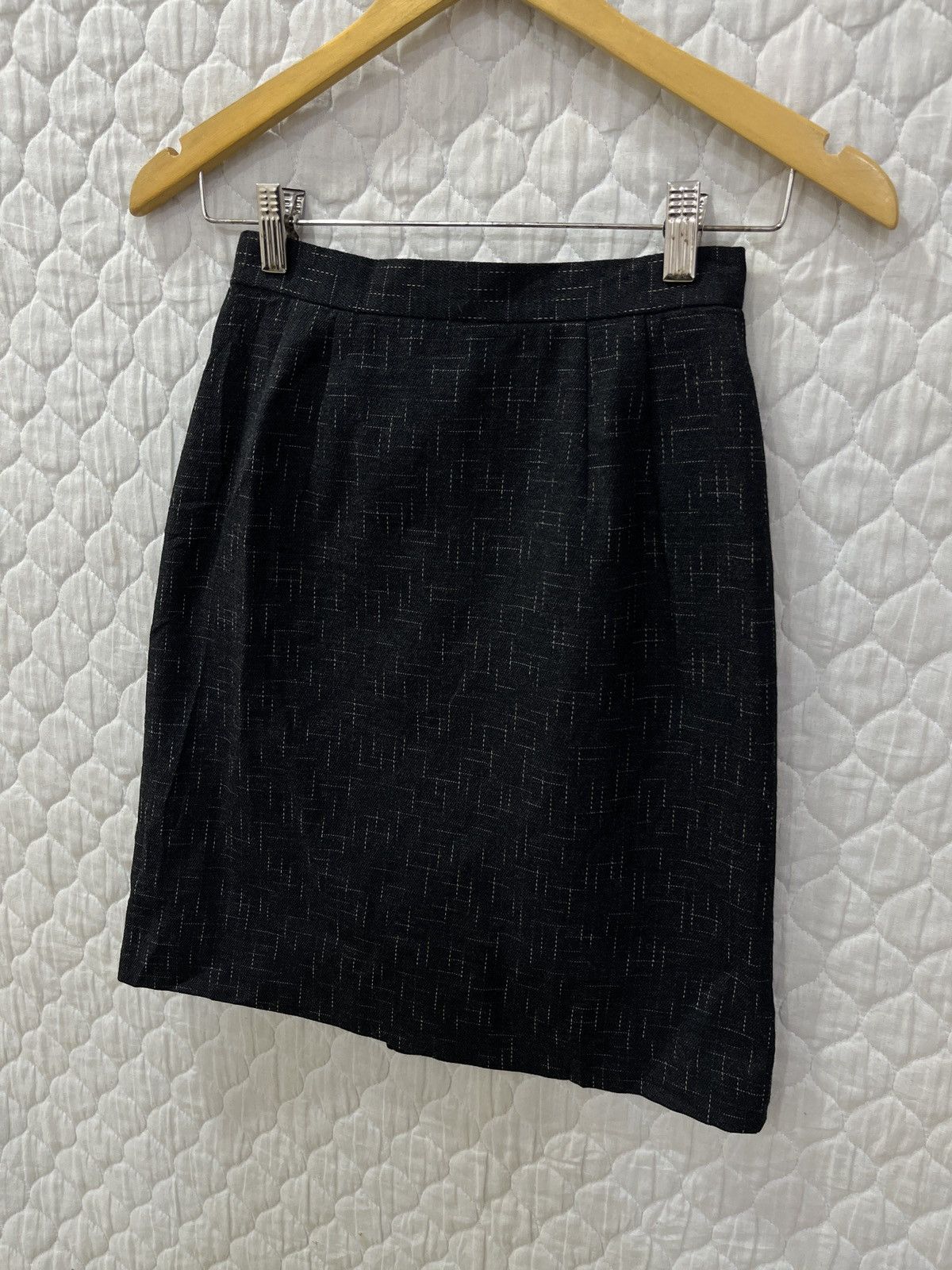 Balenciaga 🔥🔥🔥STEALS BALENCIAGA SKIRTS Size 24" / US 00 / IT 34 - 5 Thumbnail