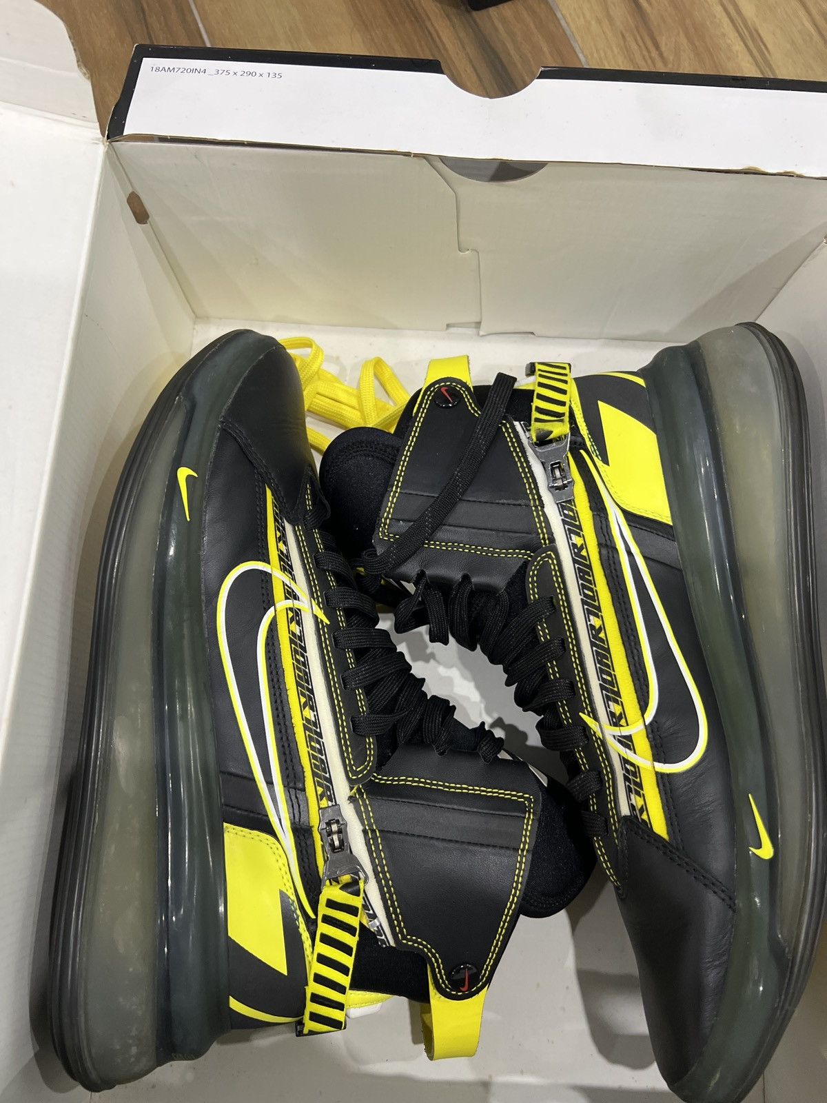 Nike NIKE AIR MAX 720 SATRN AS QS Size US 9.5 / EU 42-43 - 2 Thumbnail