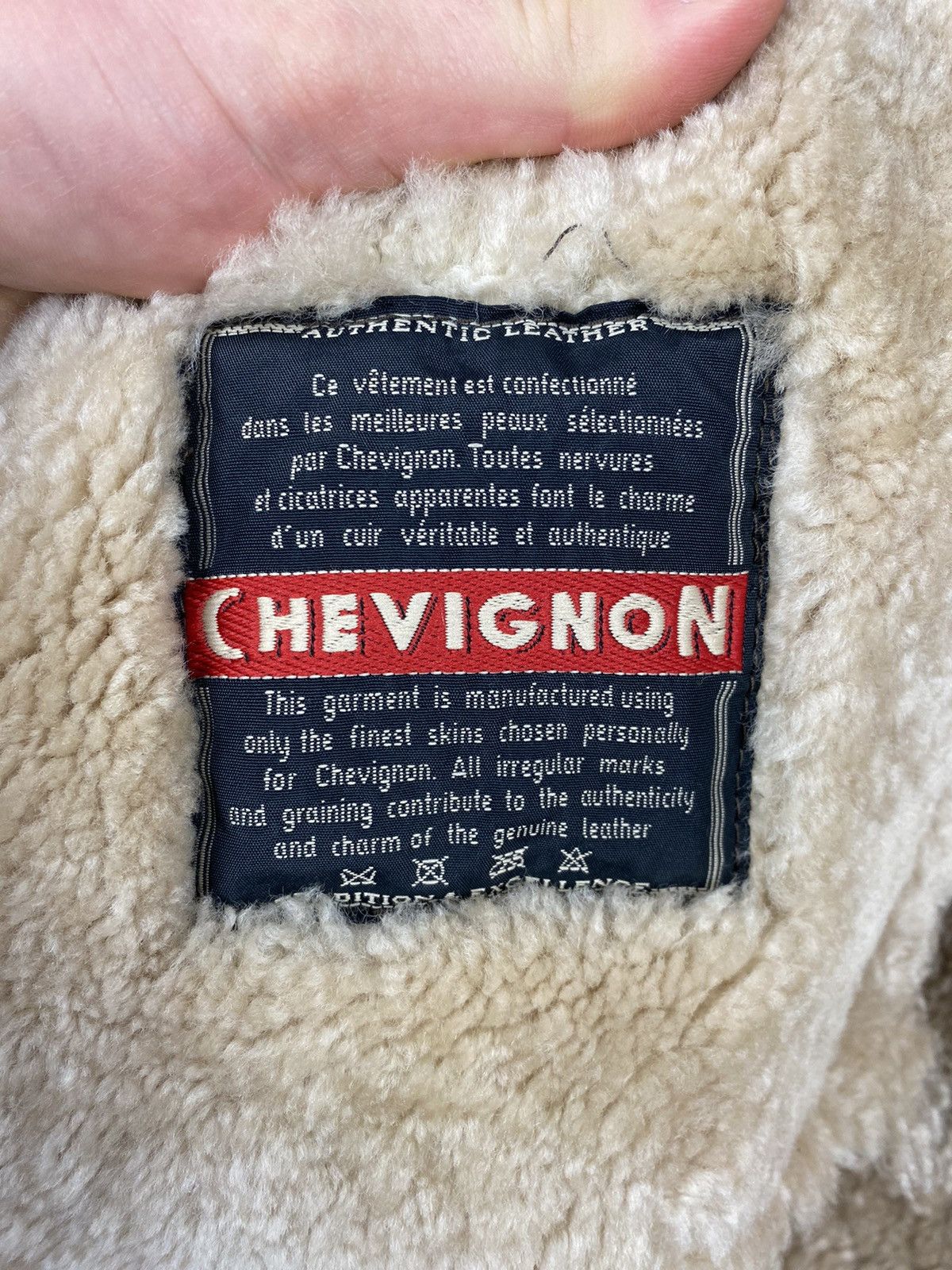 Chevignon Vintage Chevignon Shearling Leather Coat Pilots Avirex Size US M / EU 48-50 / 2 - 19 Thumbnail