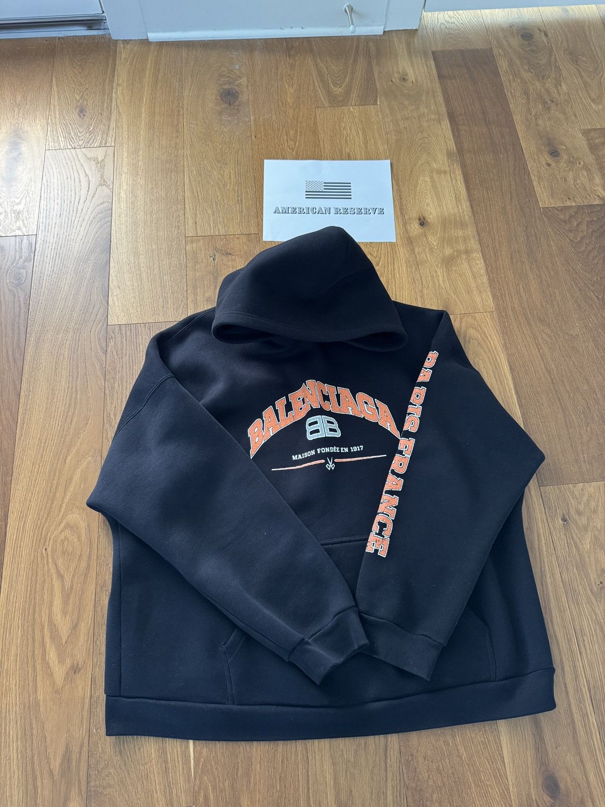Balenciaga BALENCIAGA MAISON HOODIE Size US M / EU 48-50 / 2 - 1 Thumbnail