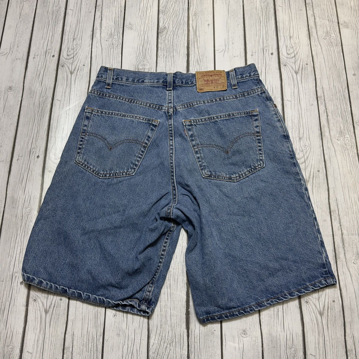 Levi's × Vintage Vintage Levi’s 560 jean shorts Size US 36 / EU 52 - 2 Thumbnail
