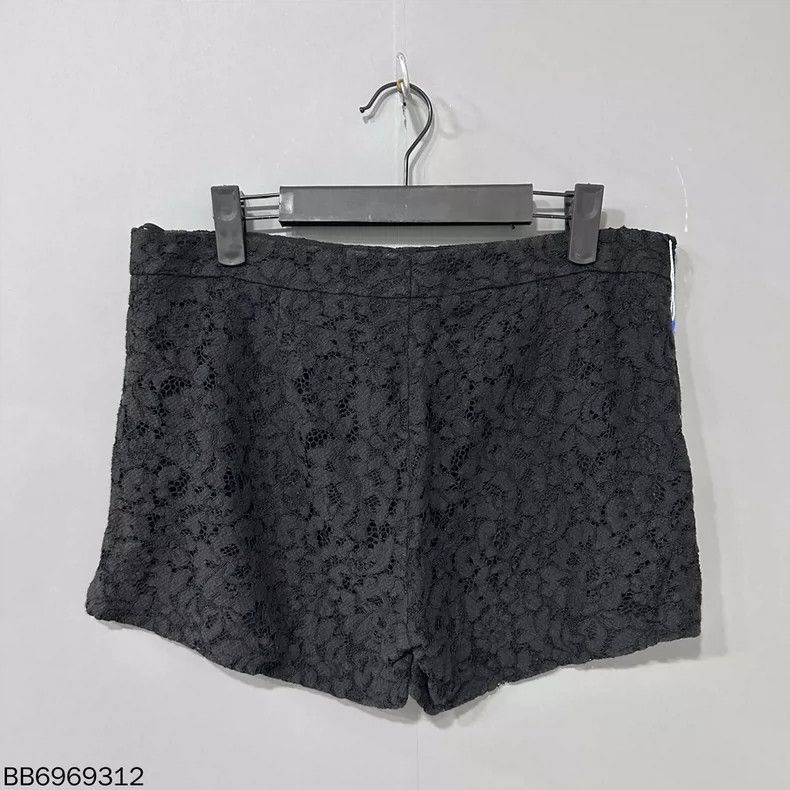 Gucci Lace Floral Shorts by Gucci-2506 Size 41" - 2 Thumbnail