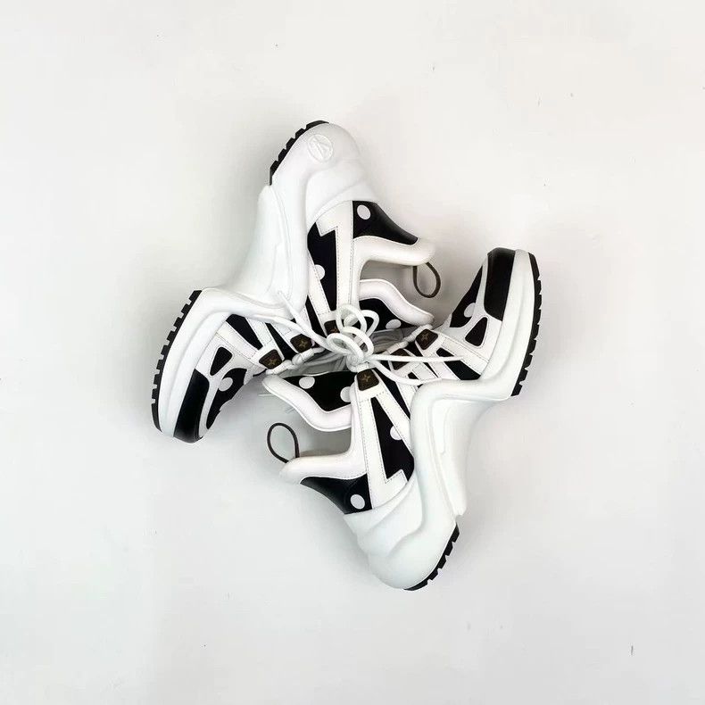 Louis Vuitton Louis Vuitton Archlight black and white arch bridge dad sh Size US 5.5 / EU 38 - 5 Thumbnail