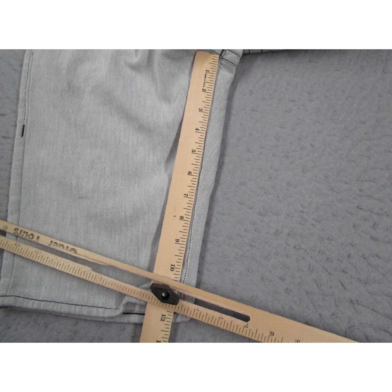 True Religion True Religion Shorts Mens 31 Gray Dean Modern Tapered Button Fly Casual Bermuda Slim Knit 11in Inseam Pockets Front Flat Front Shipping: N/A Size US 31 - 3 Thumbnail