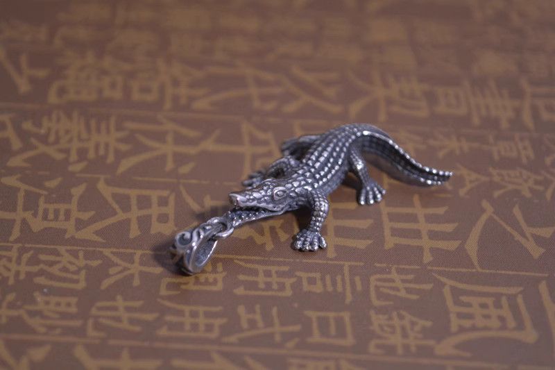 Other Crocodile Dark STEAL! Y2K Chains Necklace Chain Size ONE SIZE - 4 Thumbnail
