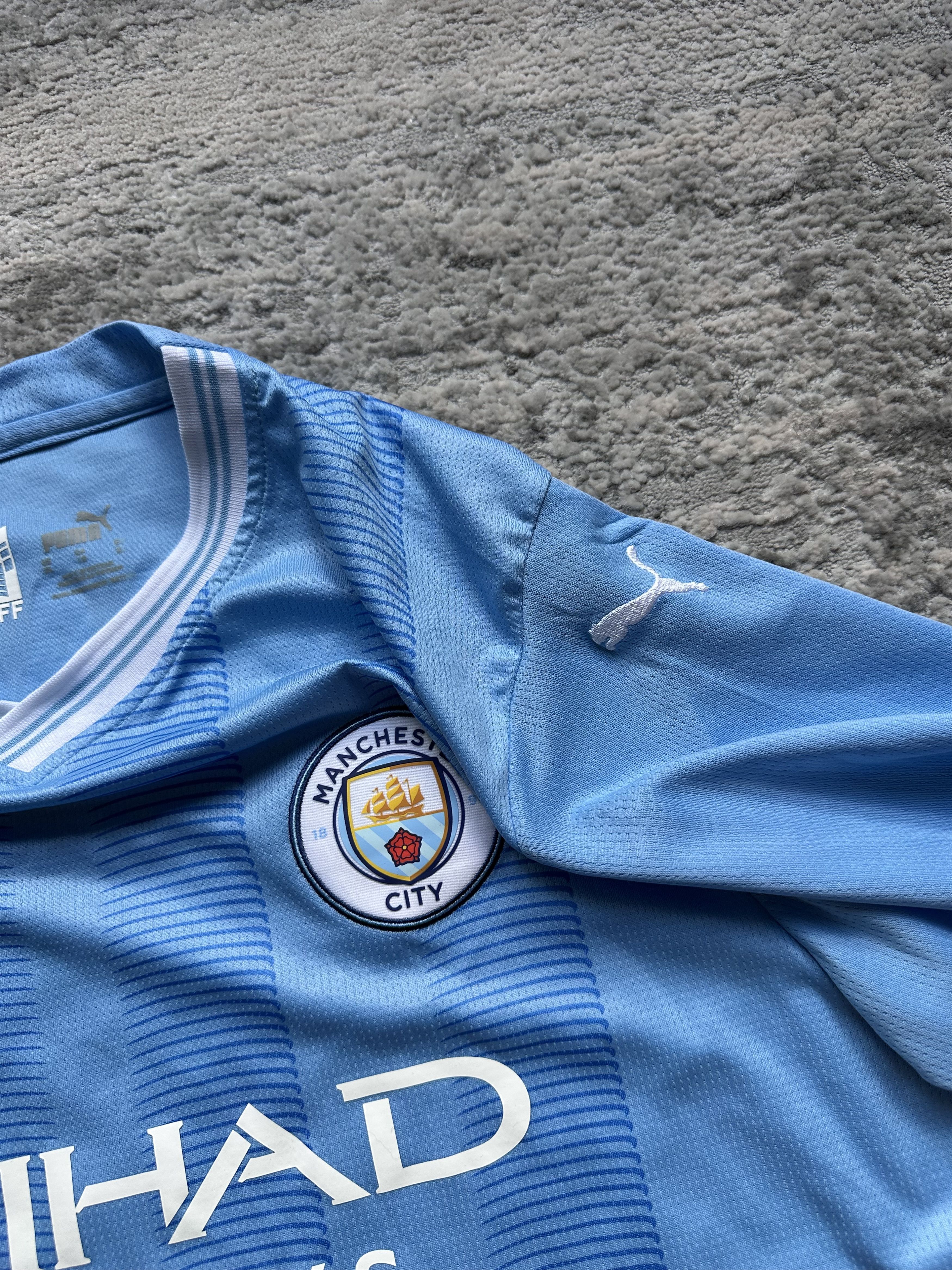 Puma Puma Manchester City Grealish Jersey Size US XL / EU 56 / 4 - 7 Thumbnail
