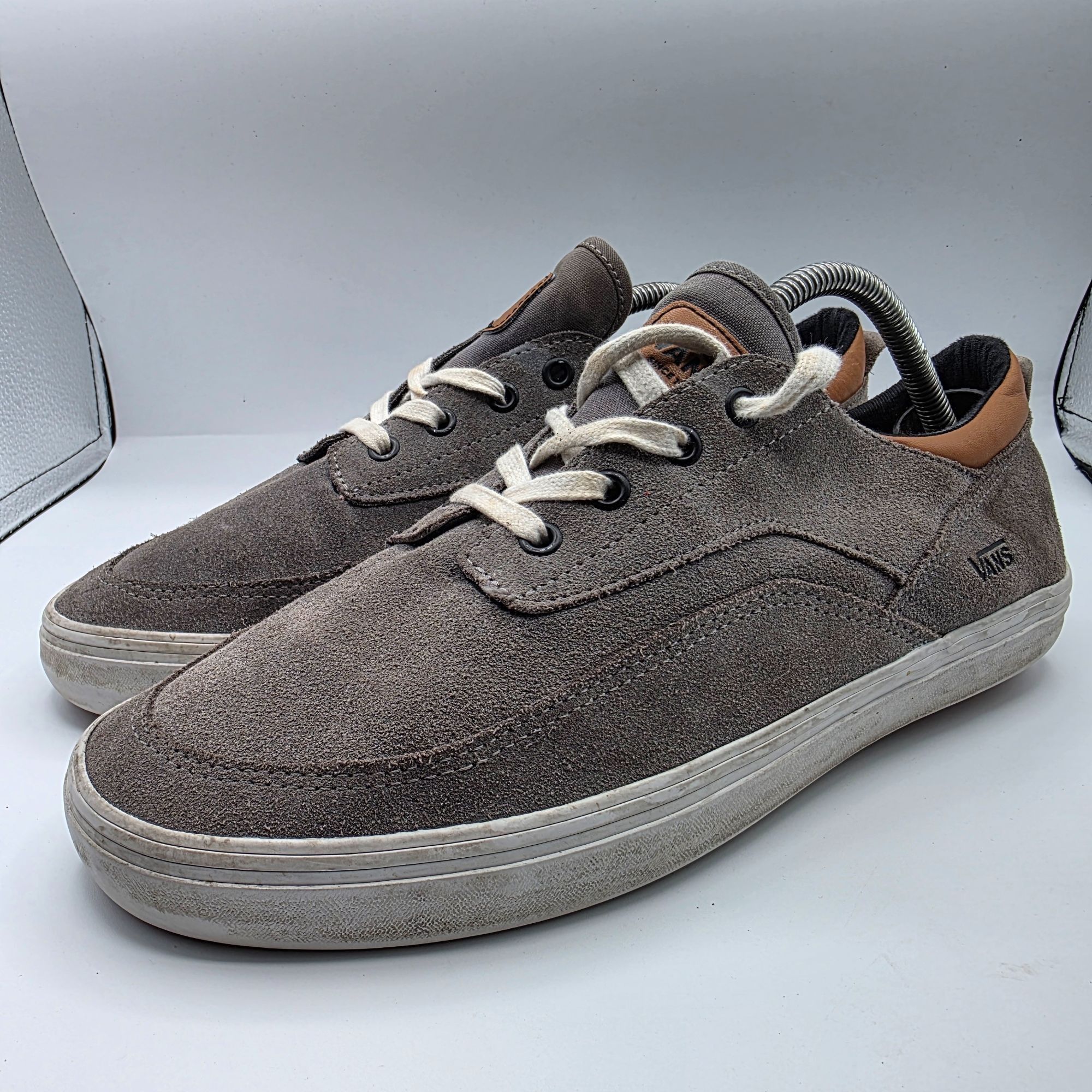 Vans Vans Emmerson Mens Size 11 Gray Sneaker Shoes Skateboarding Size US 11 / EU 44 - 1 Thumbnail