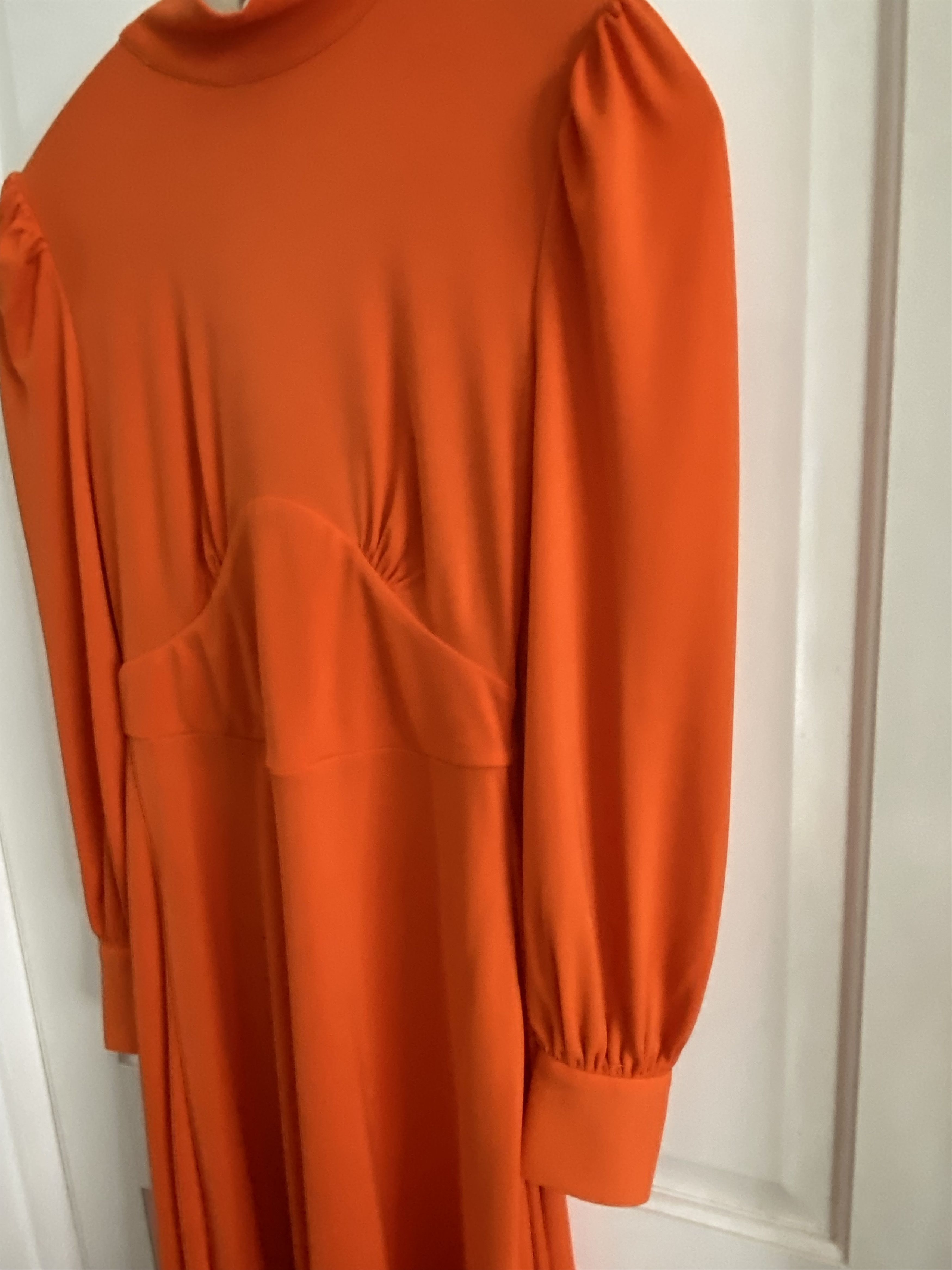 Karen Millen Orange funnel neck orange dress Size S / US 4 / IT 40 - 10 Thumbnail