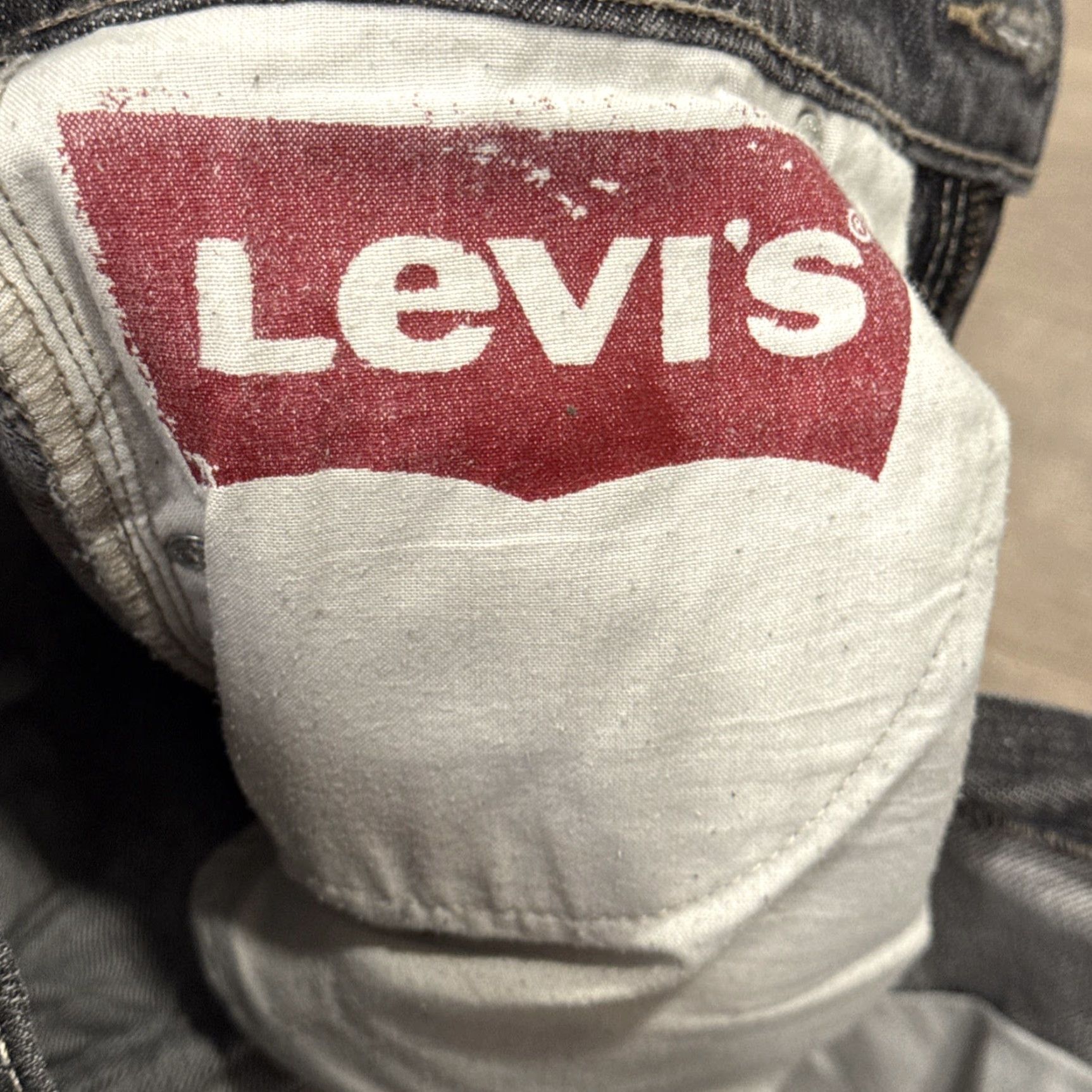Levi's 514 Jeans Mens 29 Gray Denim Slim Straight Fit Regular Size 29 Mens Jeans Gray Straight Slimming Denim Slim Straight Men