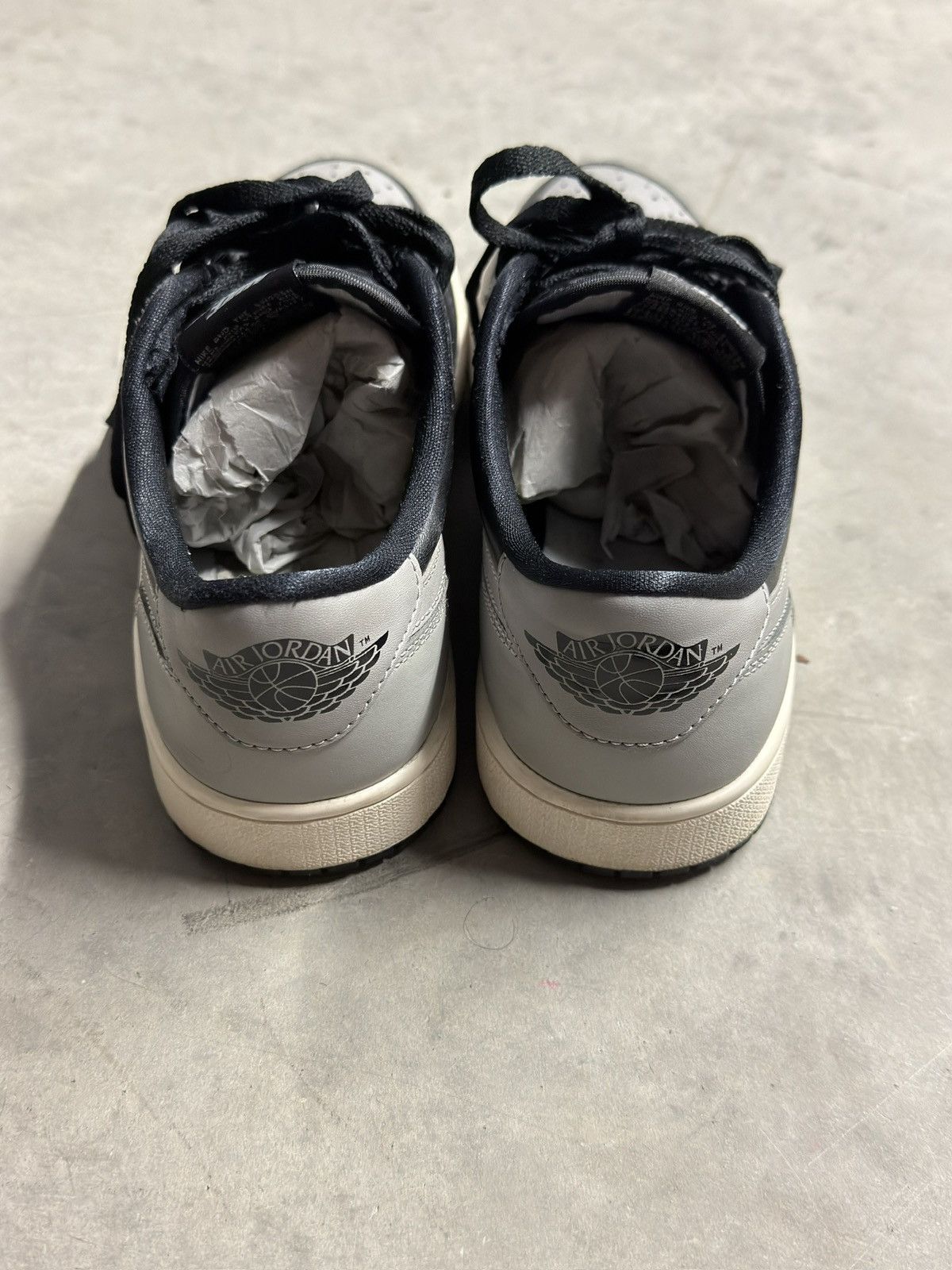 Jordan Brand Jordan 1 Retro Low Shadow (2015) Size US 8.5 / EU 41-42 - 4 Thumbnail