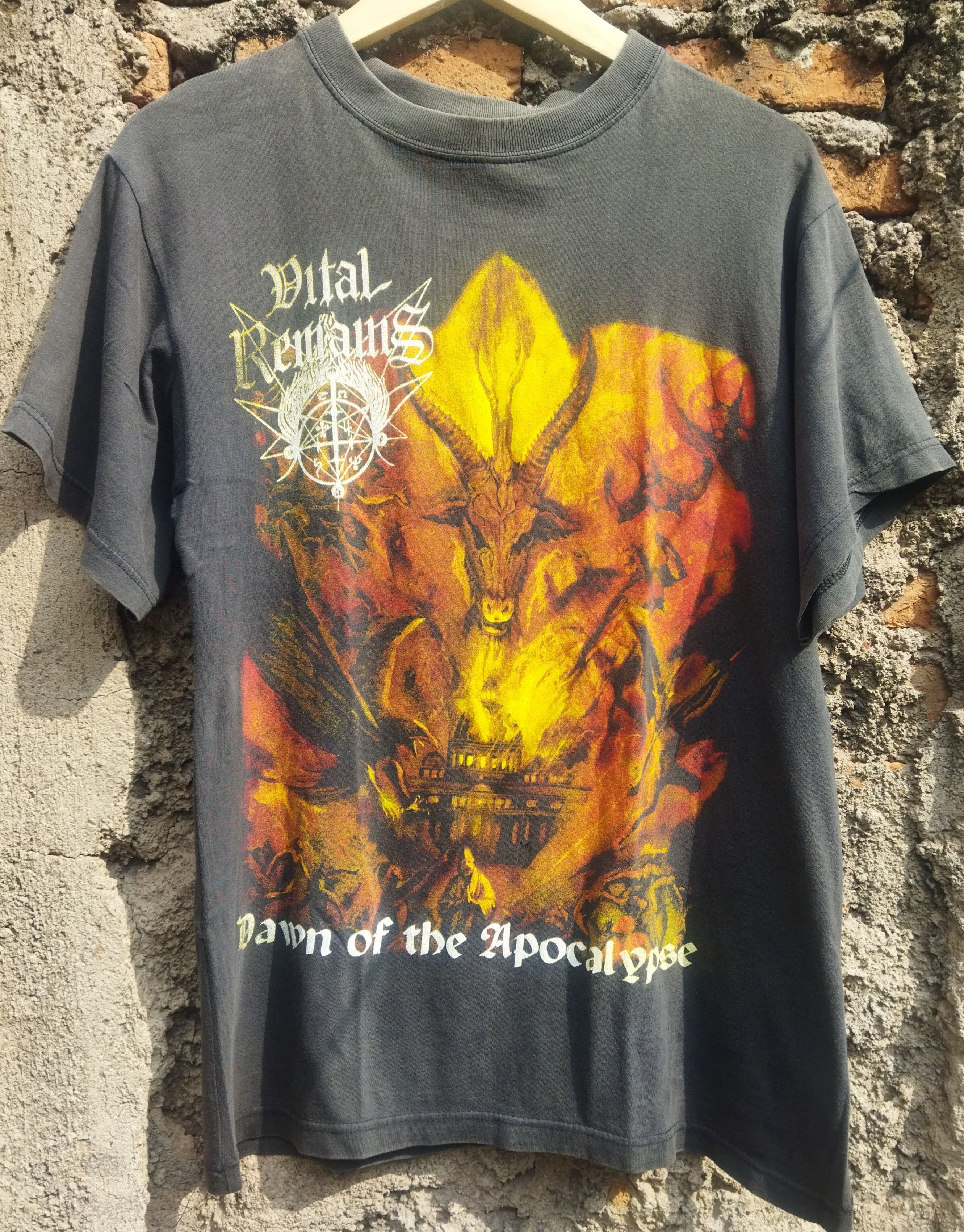 Band Tees Rare Vintage OG Vital Remains Dawn of the Apocalypse Size US M / EU 48-50 / 2 - 1 Thumbnail