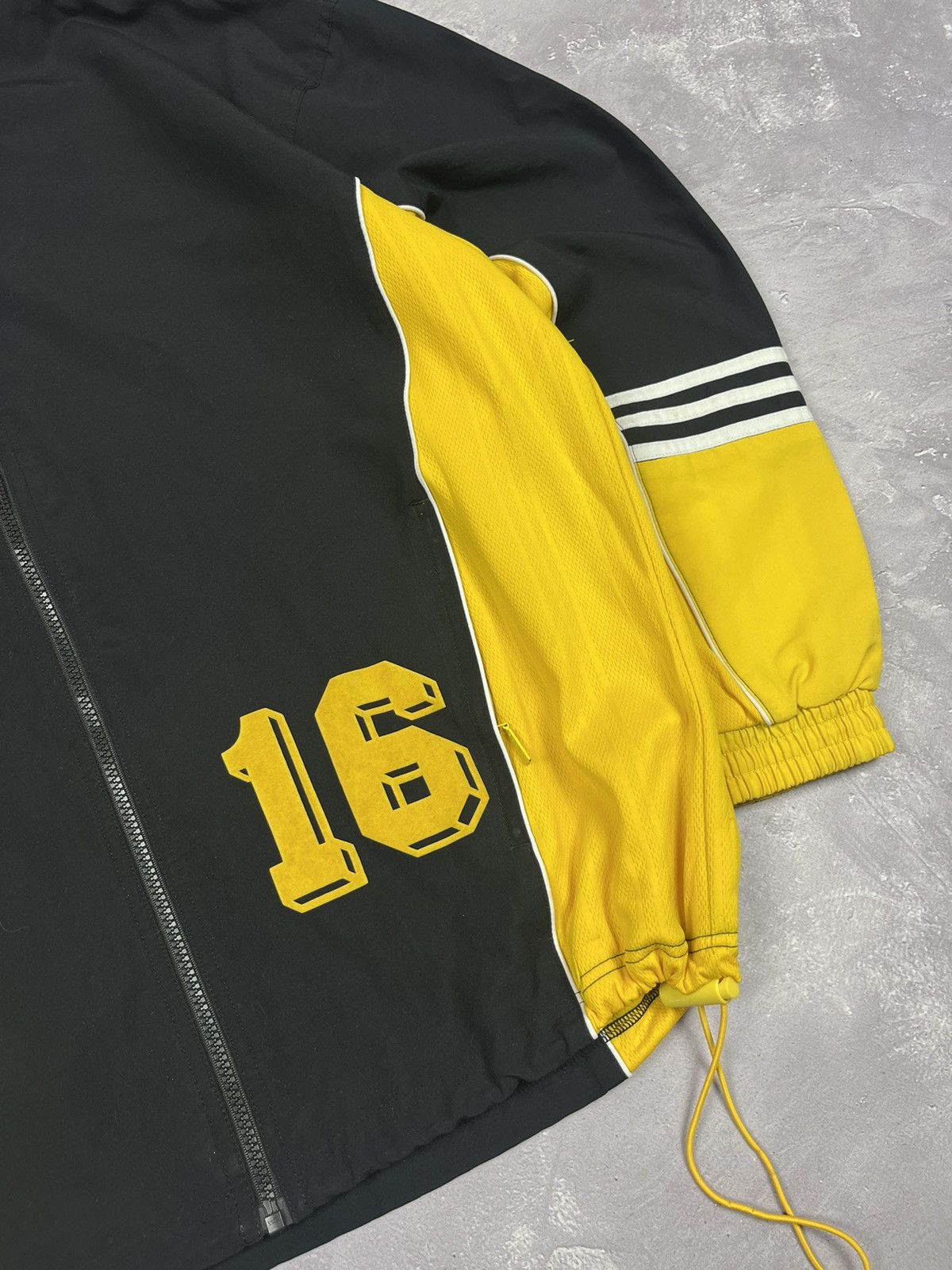 Adidas Vintage Adidas Soccer Jacket Yellow/Black SV POLICH/SCHLEICH Size US L / EU 52-54 / 3 - 3 Thumbnail