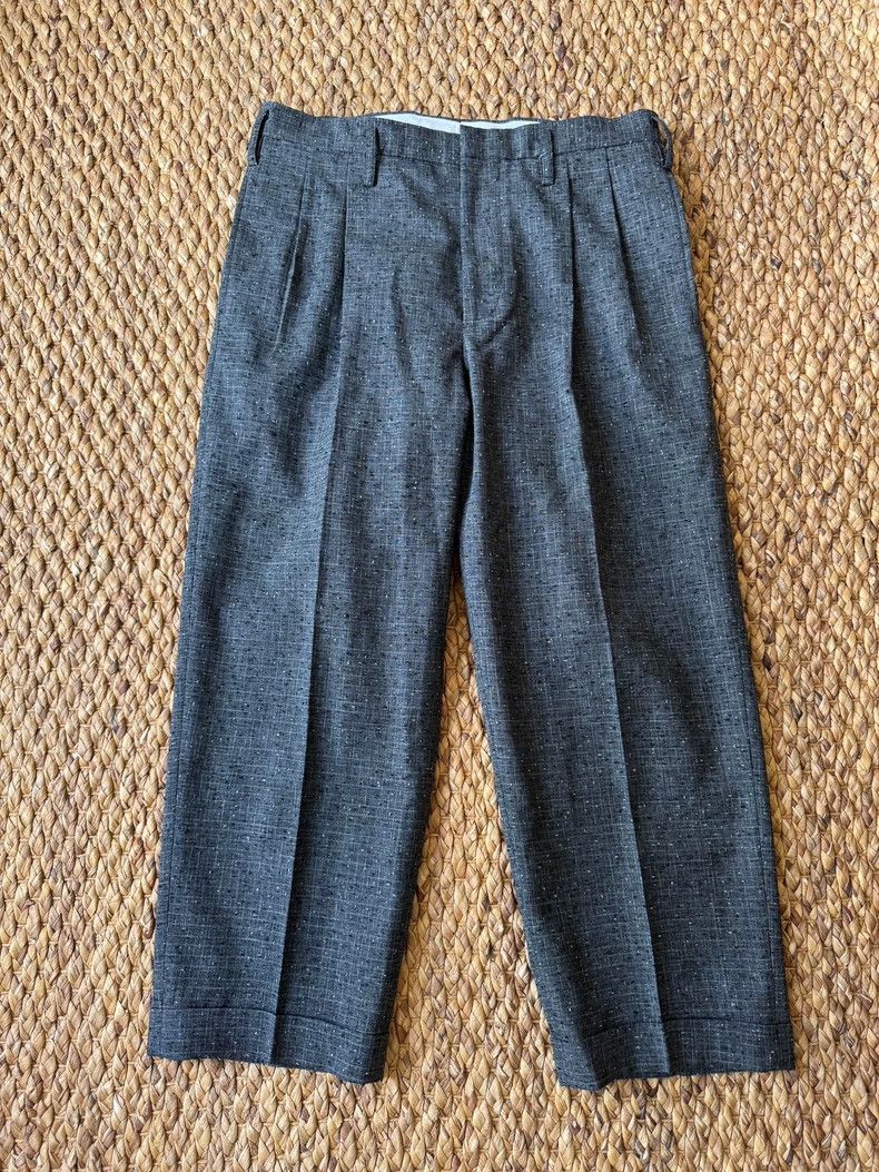 Visvim VISVIM Pleated Wide Slacks in Gray Size US 26 / EU 42 - 1 Thumbnail