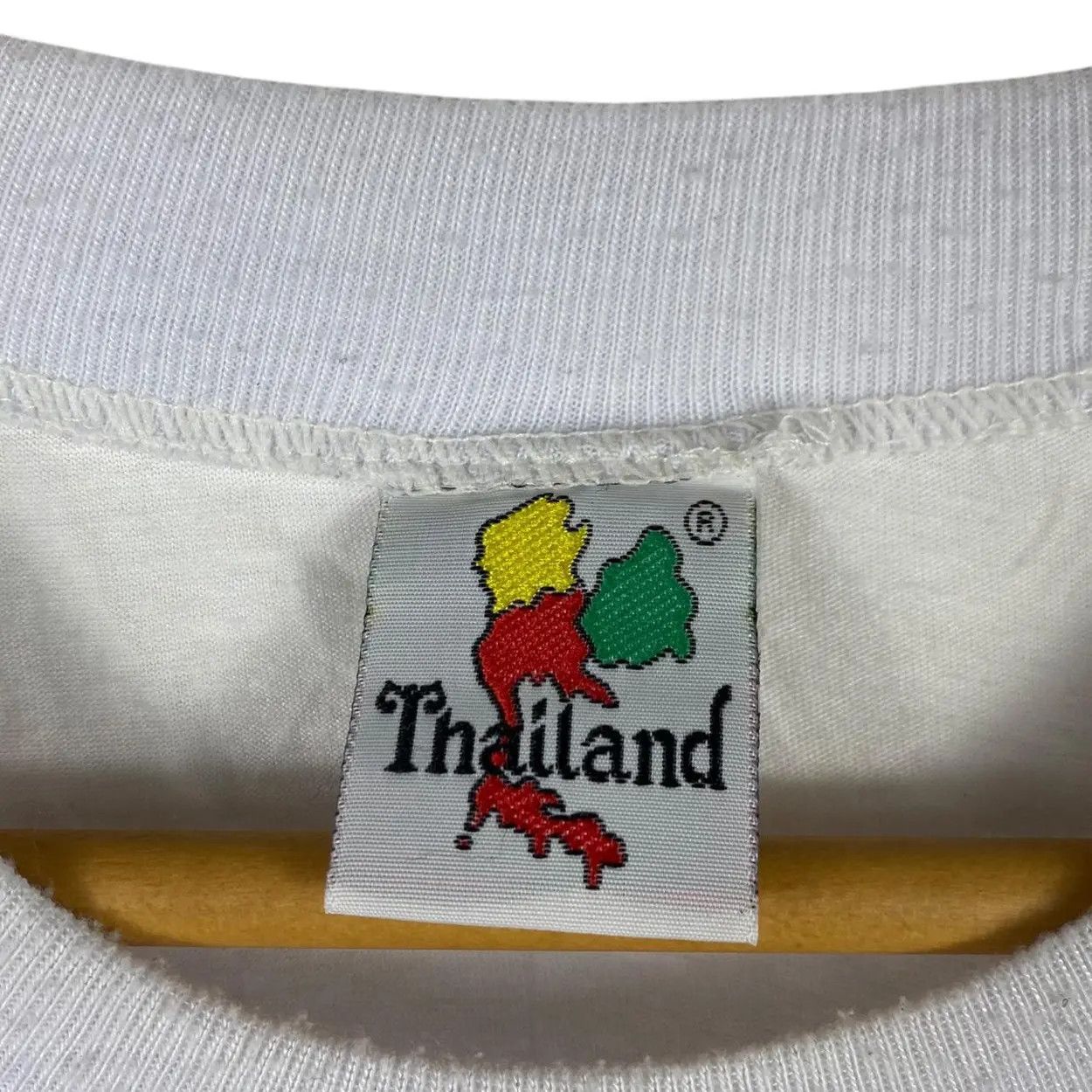 Vintage Vintage SINGHA LAGER BEER Thailand Original Tee Shirt Top Size US M / EU 48-50 / 2 - 5 Thumbnail