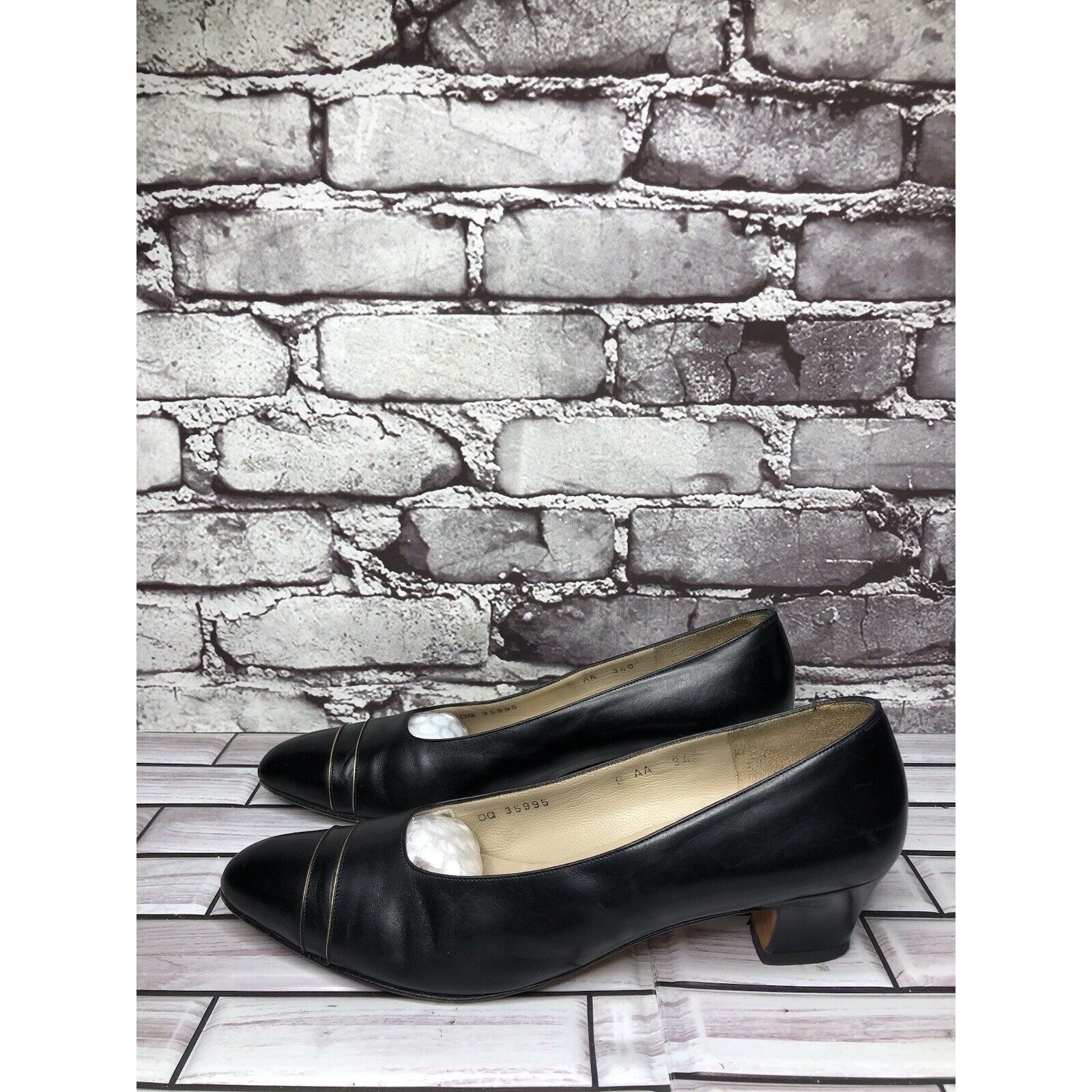 Salvatore Ferragamo Salvatore Ferragamo Black Leather Cap Toe Pumps Dress Heels Size US 9 / IT 39 - 1 Thumbnail