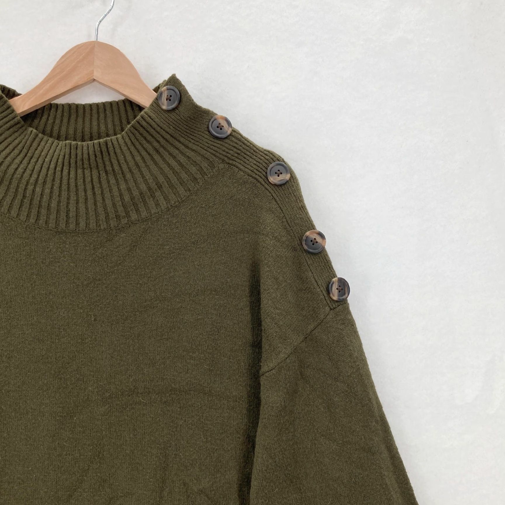 Anthropologie VINTAGE Anthropologie Sweater Womens XL Olive Button Shoulder Mock Neck Ribbed Pullover Size XL / US 12-14 / IT 48-50 - 2 Thumbnail