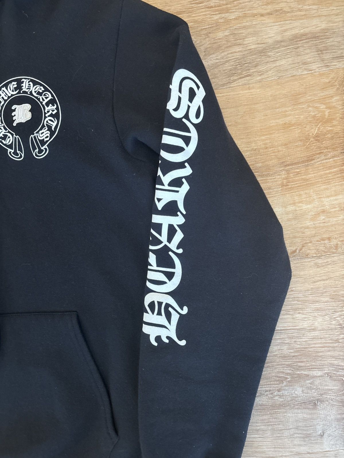 Chrome Hearts Chrome hearts Bella Hadid Pullover Hoodie Size M Size US M / EU 48-50 / 2 - 8 Thumbnail