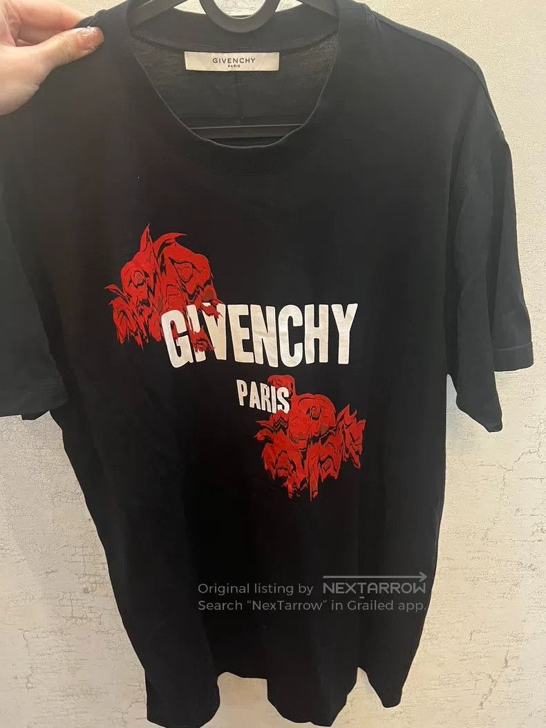 Givenchy Givenchy Black Rose Short Sleeve Size US M / EU 48-50 / 2 - 1 Thumbnail