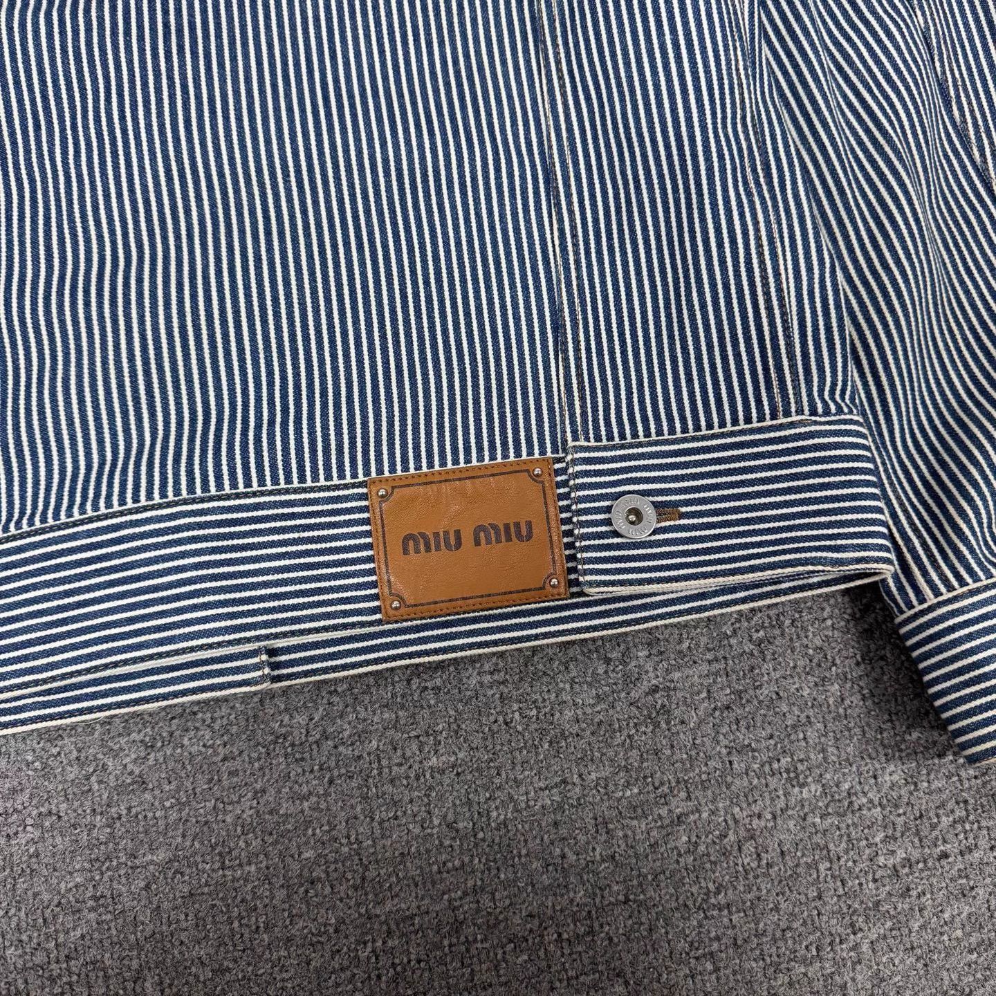 Miu Miu Miu Miu striped back logo denim jacket 38 99 new Size XS / US 0-2 / IT 36-38 - 6 Thumbnail