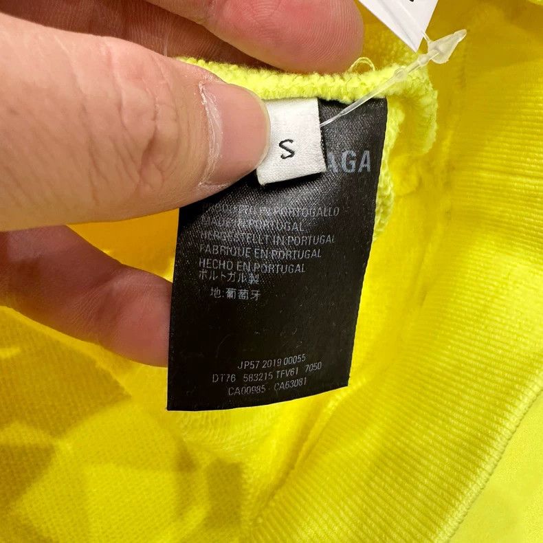 Balenciaga Balenciaga Neon Green Letter Hoodie Size US S / EU 44-46 / 1 - 5 Thumbnail