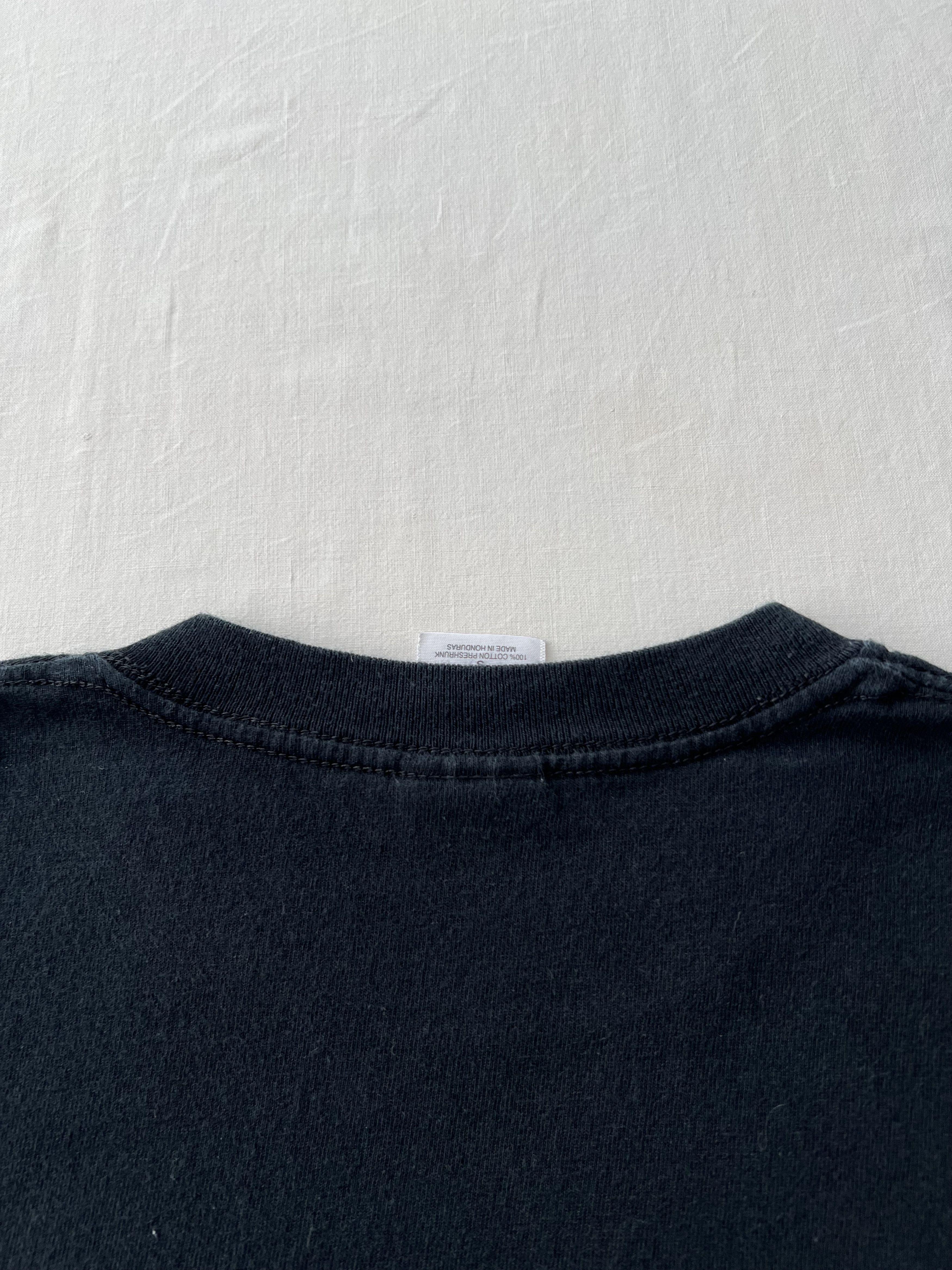 Band Tees Vintage 2004 The Smiths The Queen is Dead Black T-shirt Size US S / EU 44-46 / 1 - 13 Thumbnail