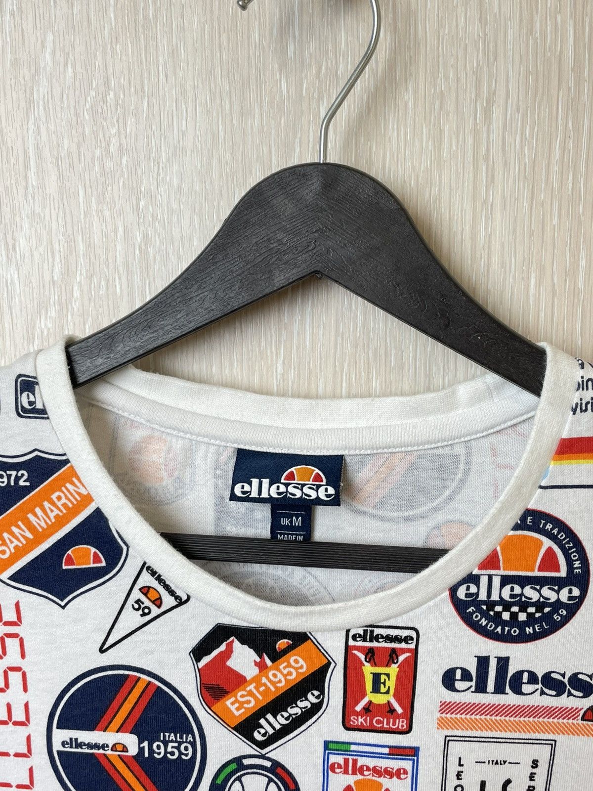 Ellesse Ellesse Over Print Logo Tshirt M Size US M / EU 48-50 / 2 - 5 Thumbnail