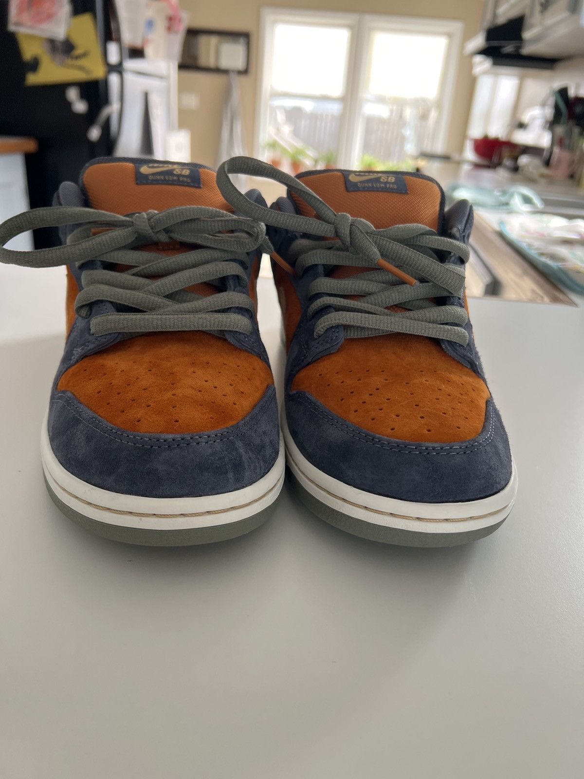 Nike Nike sb dunk low light carbon Size US 12 / EU 45 - 6 Thumbnail