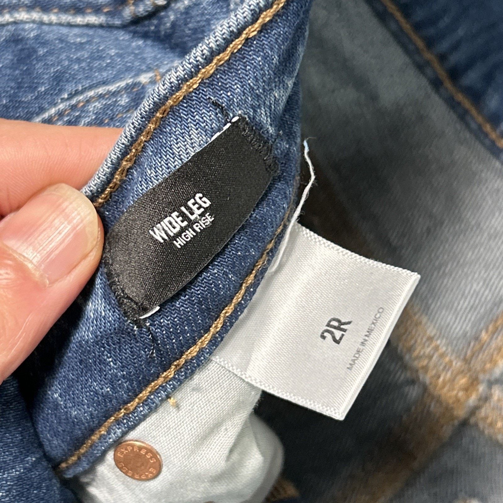 Express Beyond Baggy Distressed Rips Jeans Sz 2 28x33 Raw Hems Loose Size 26" / US 2 / IT 38 - 5 Thumbnail