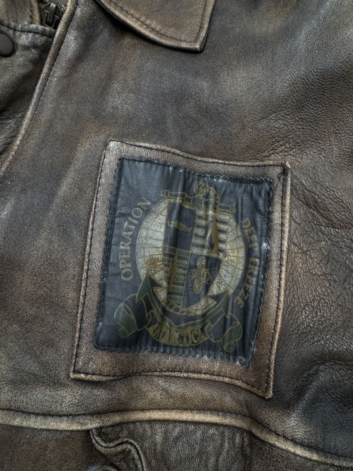 Other Vintage Leather Flight Jacket Patched Iconic Military Style Size US L / EU 52-54 / 3 - 2 Thumbnail