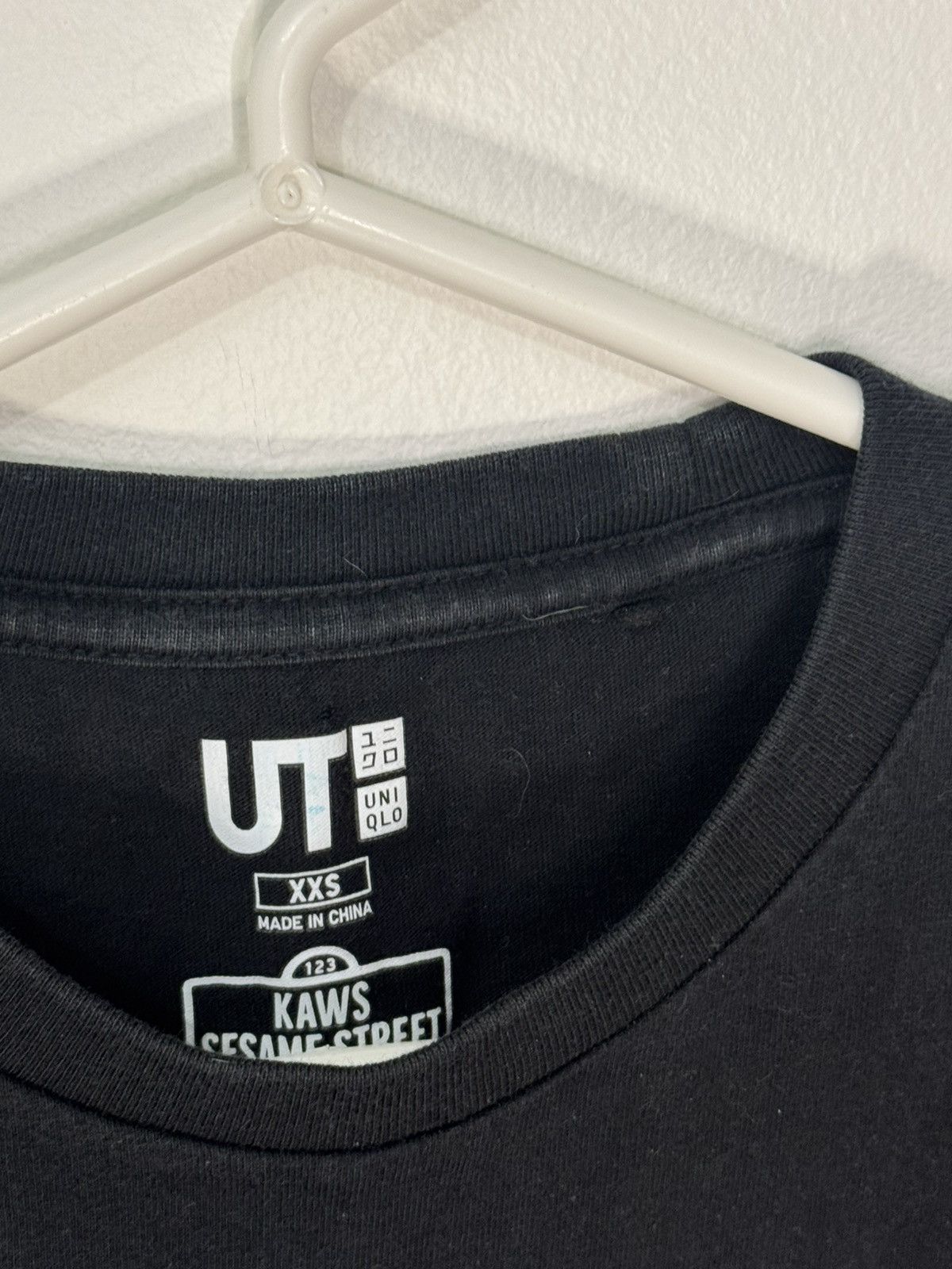 Kaws Kaws Sesame Streetshirt Size S / US 4 / IT 40 - 3 Thumbnail
