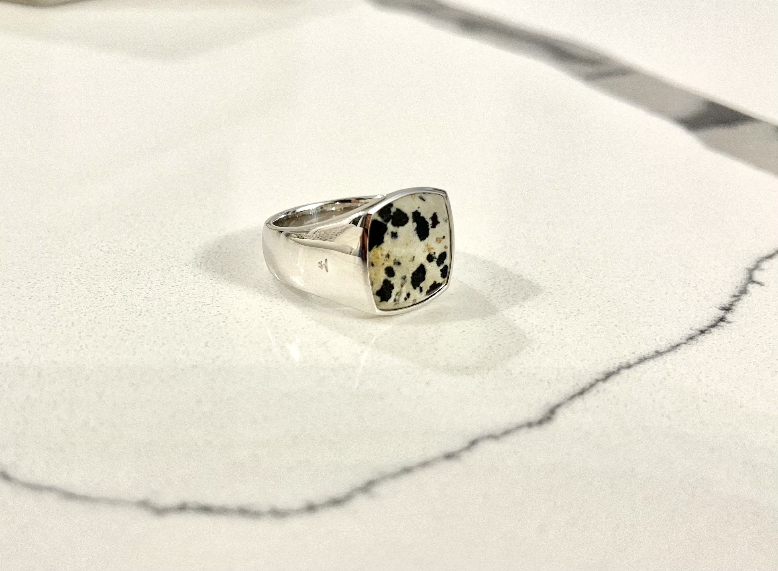 Tom Wood TOM WOOD Leopard Cushion Ring | Grailed