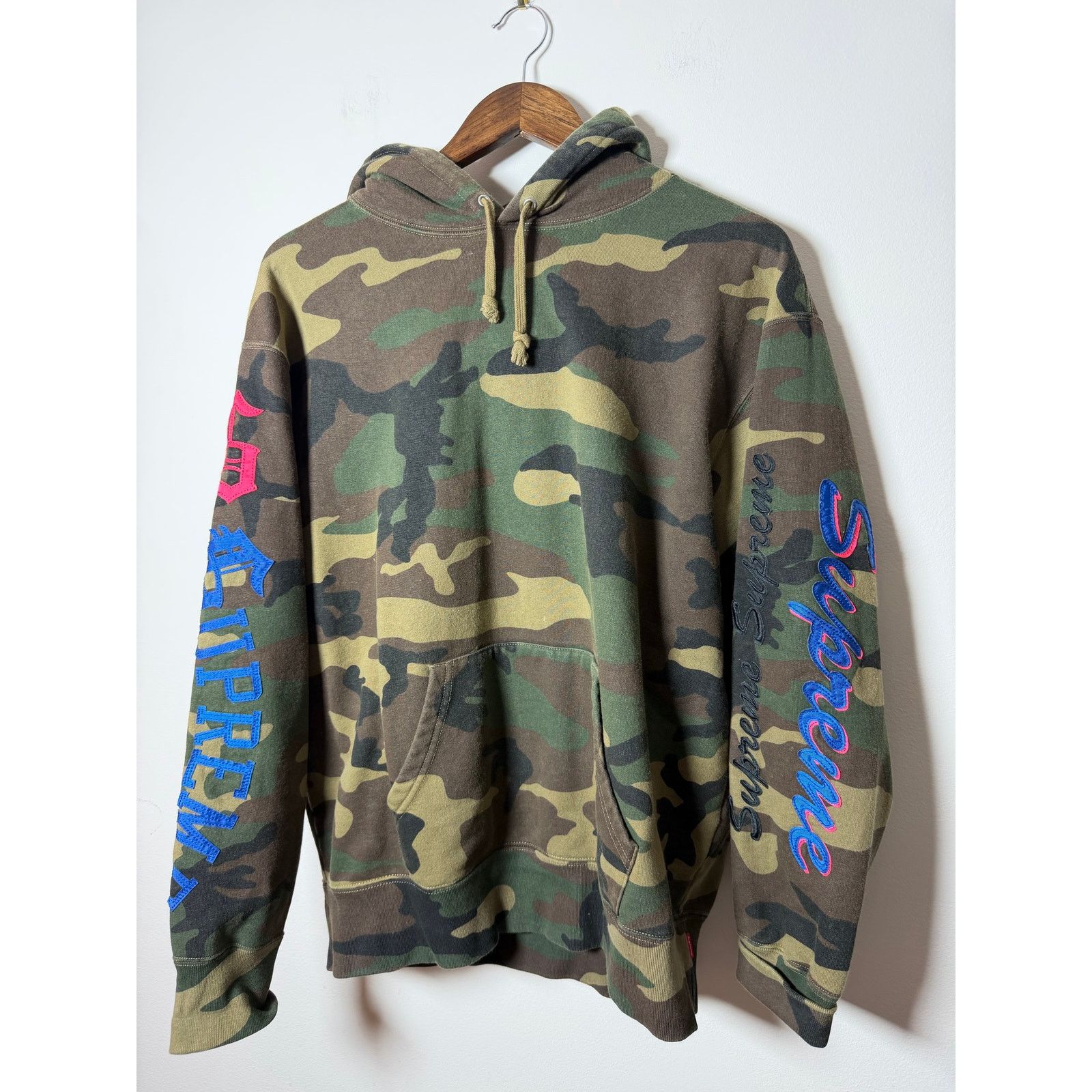 Supreme Supreme Multi Logo Hooded Sweatshirt Size US M / EU 48-50 / 2 - 2 Thumbnail