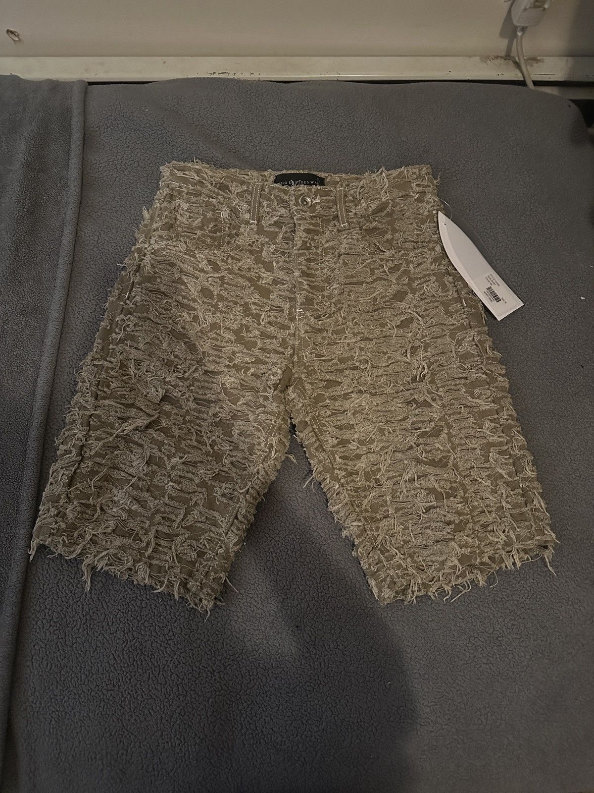 Who Decides War NWT Who Decides War Tan Husk Shorts Size US 30 / EU 46 - 1 Thumbnail