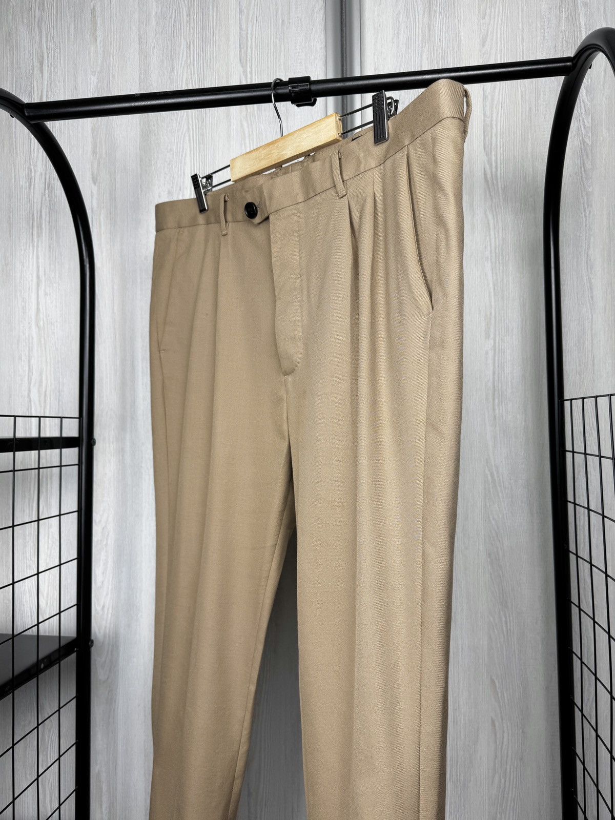 Allsaints AllSaints Cropped Trousers Beige Tallis Pleated Cotton Wool Size US 40 / EU 56 - 4 Thumbnail