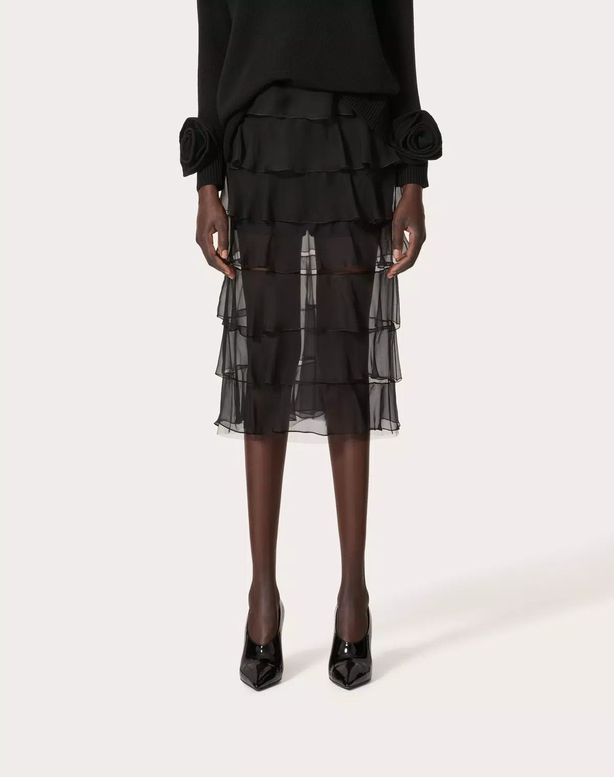 Valentino o1s1wg110426 Chiffon Skirt in Nero Size 28" / US 6 / IT 42 - 3 Thumbnail