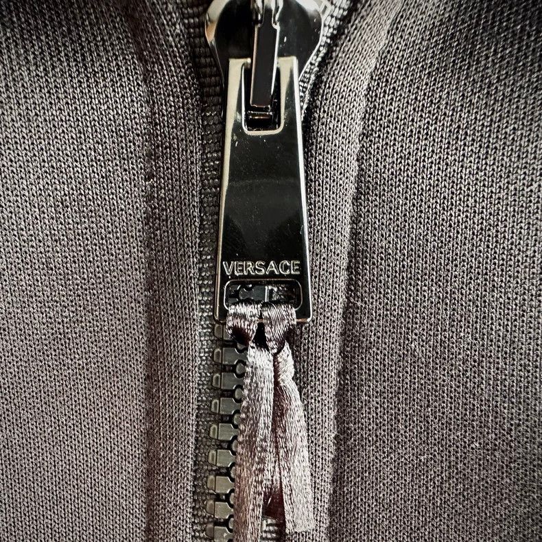 Versace Versace Baroque zip coat Size US L / EU 52-54 / 3 - 5 Thumbnail