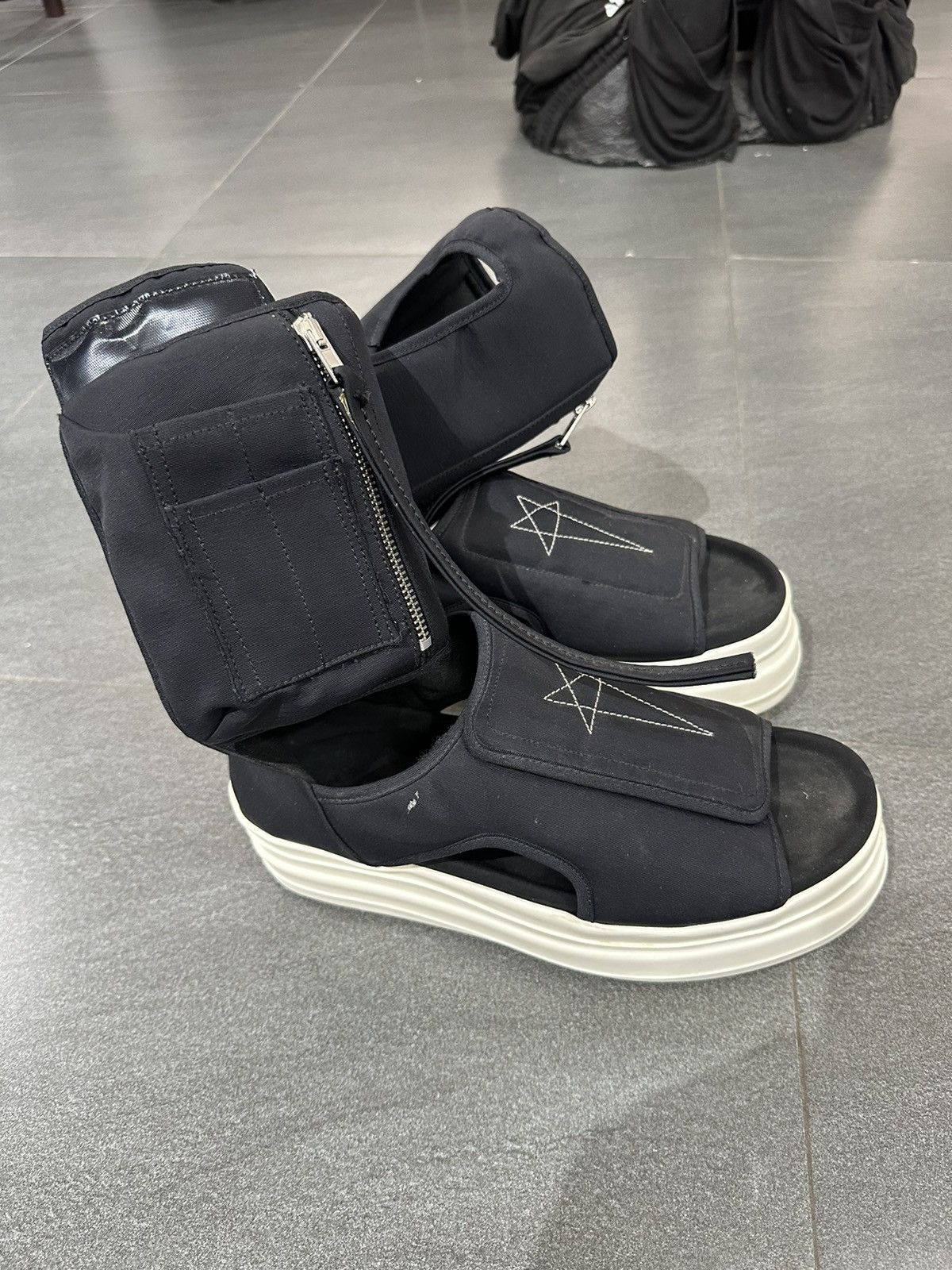 Rick Owens Drkshdw Rick Owens Drkshdw Double Bumper Cargo Sandals Size US 8 / EU 41 - 4 Thumbnail
